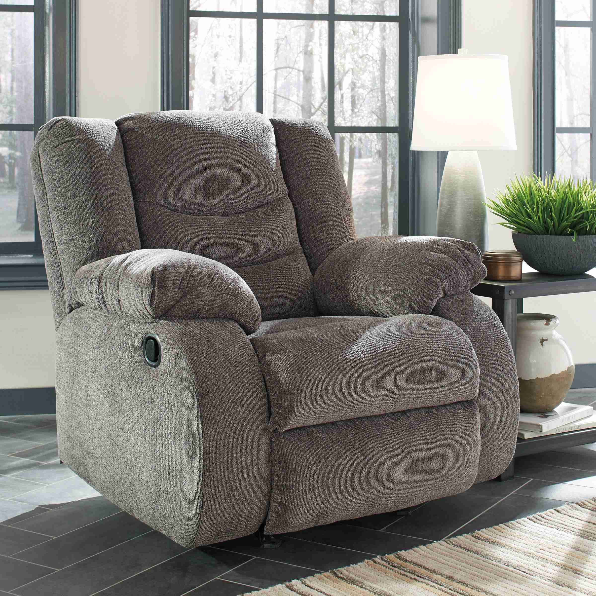 Signature Design by Ashley Tulen 9860625 Rocker Recliner - Image 3