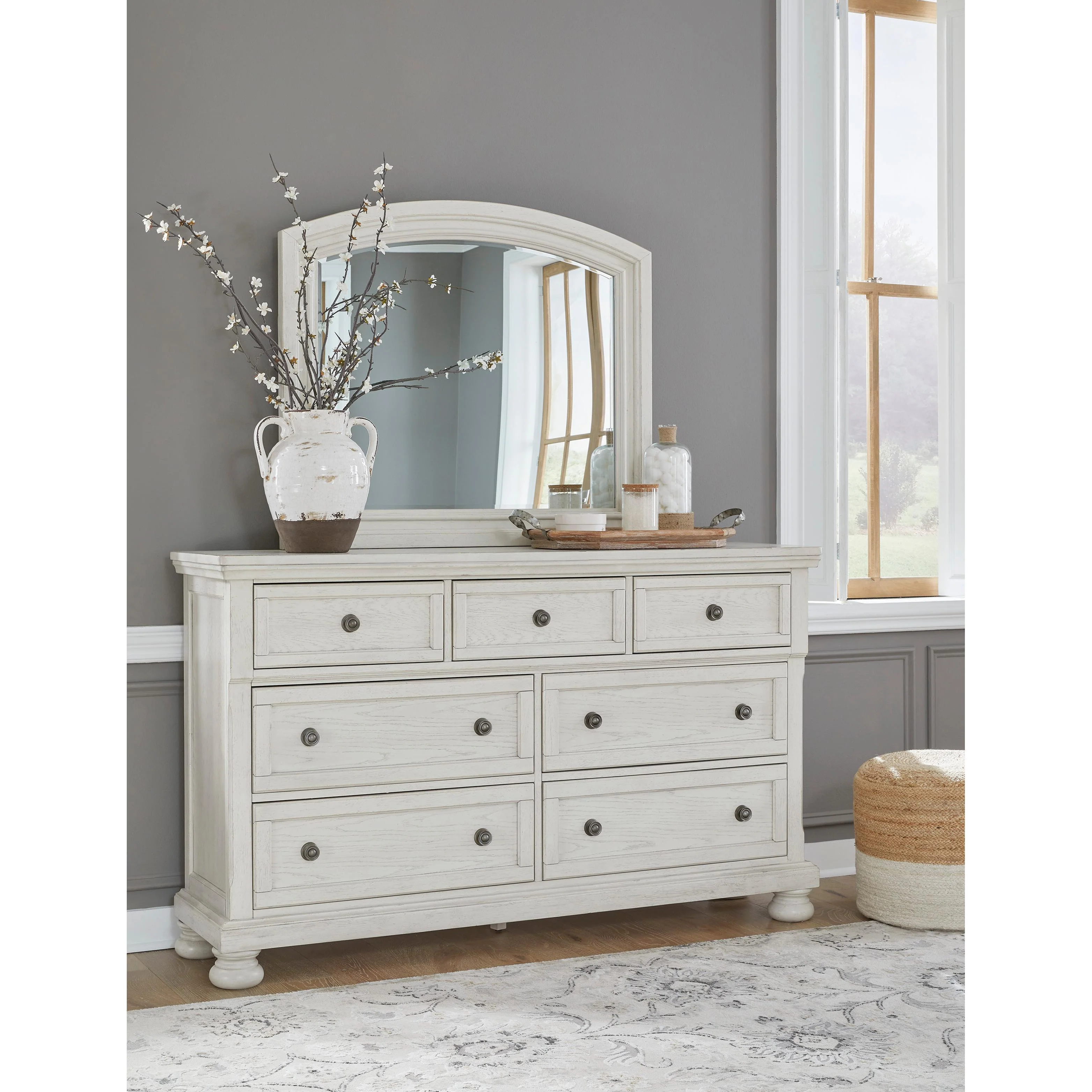 Signature Design by Ashley Robbinsdale B742B1 Dresser and Mirror - Image 2