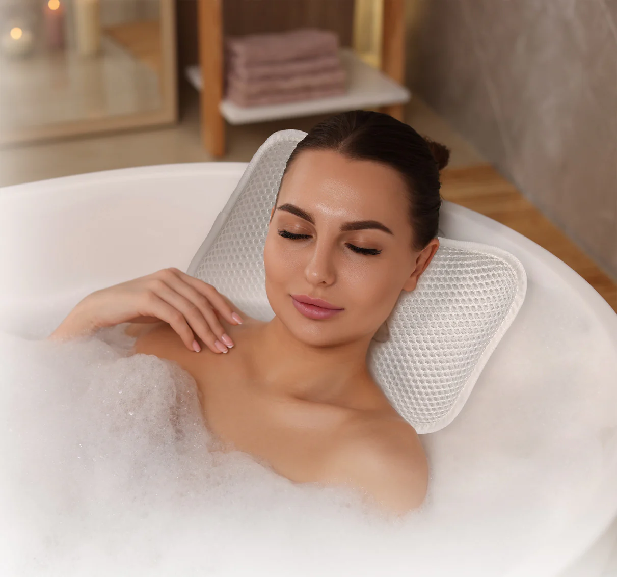 Bath Pillow, Mesh White - Image 3
