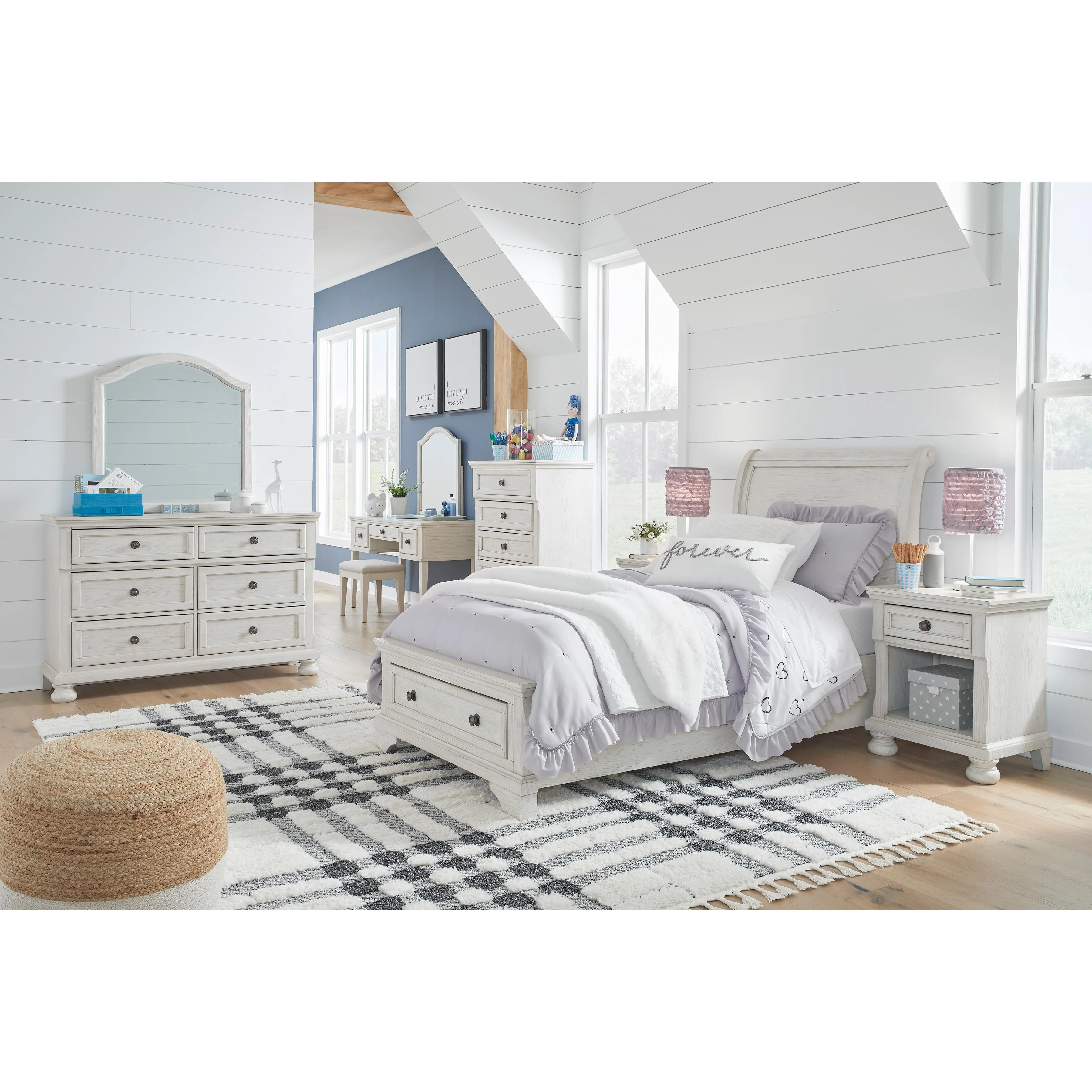 Signature Design by Ashley Robbinsdale B742B10 Dresser and Mirror - Image 3