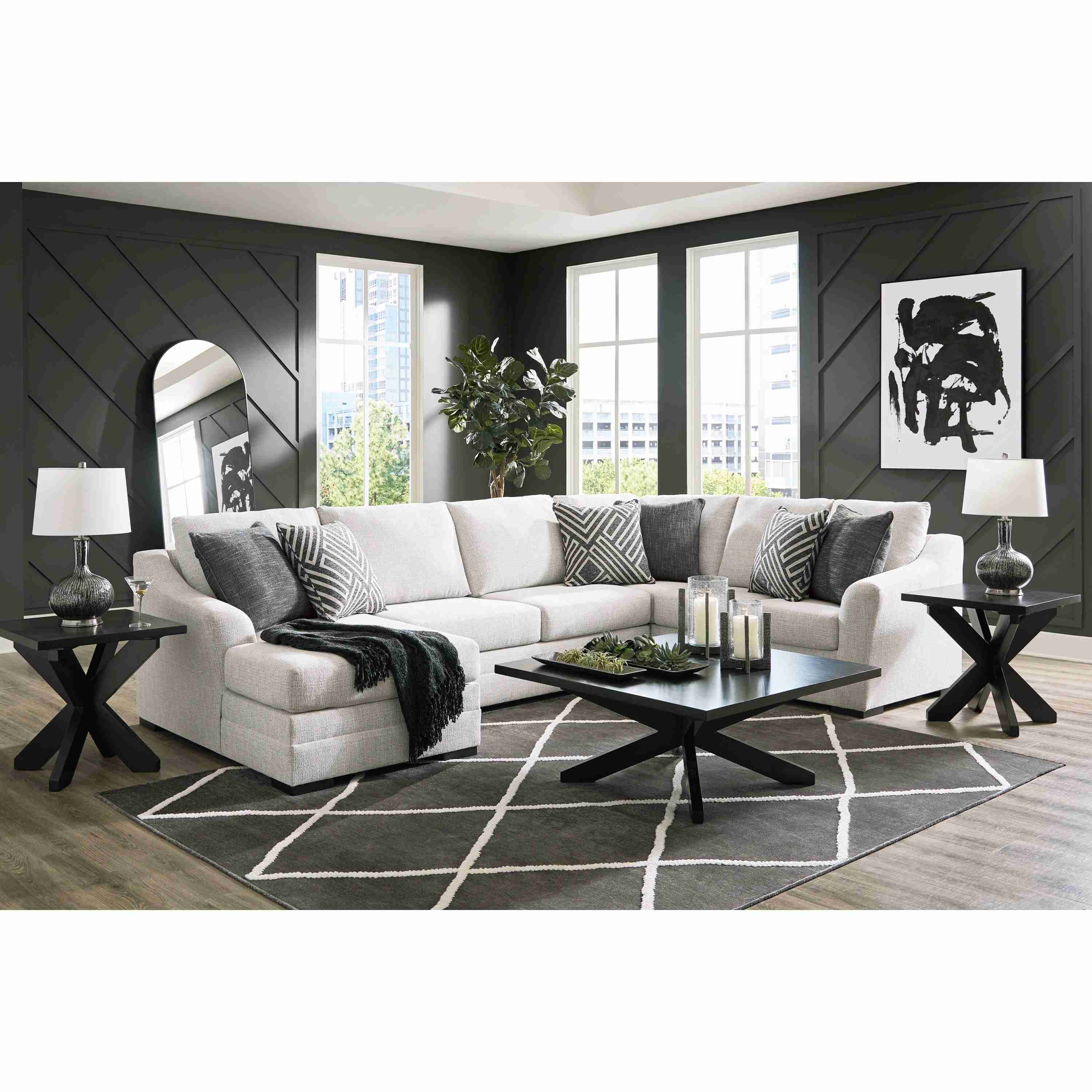 Benchcraft Koralynn 54102S1 3 pc Sectional with Chaise - Image 3
