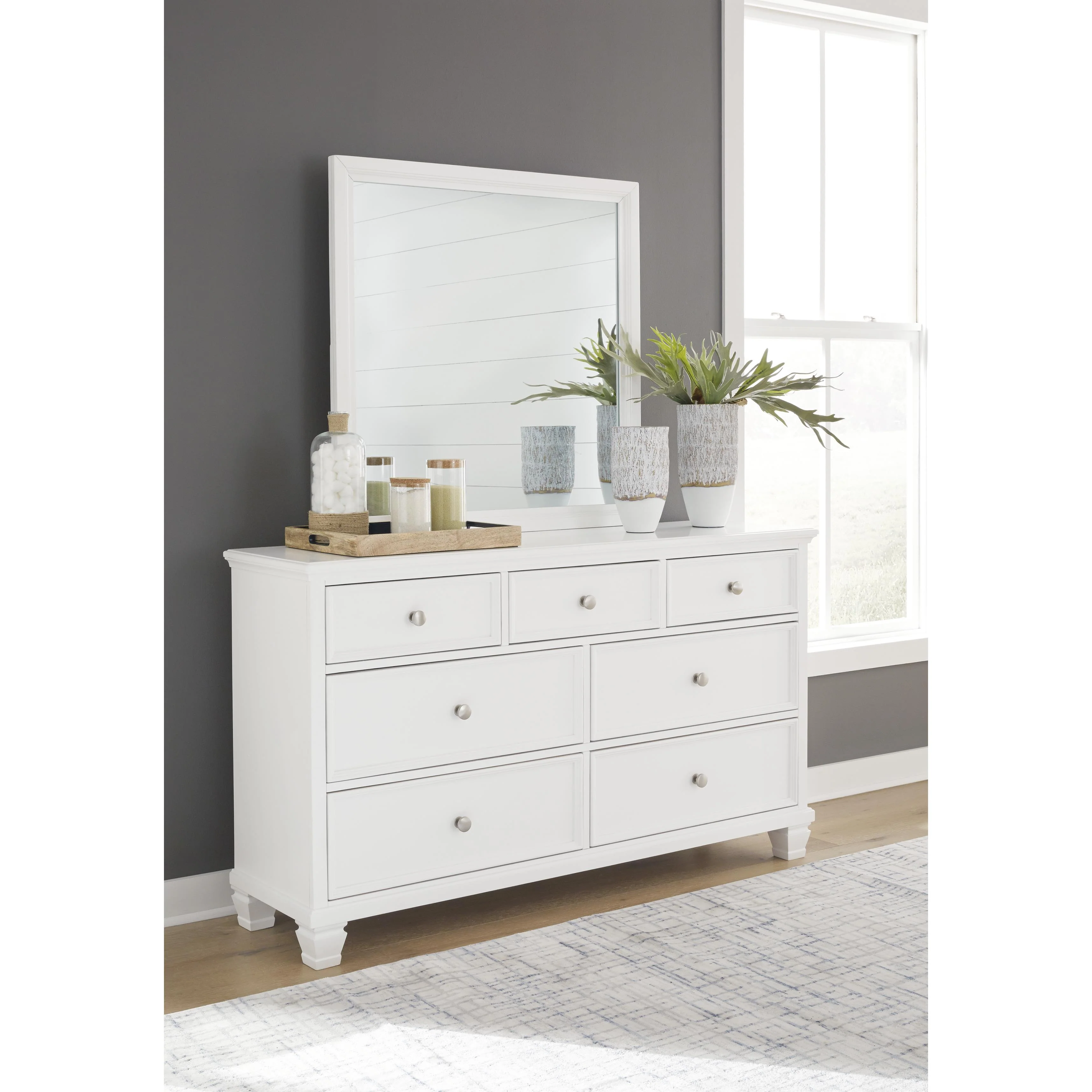 Signature Design by Ashley Fortman B680-36 Bedroom Mirror - Image 3