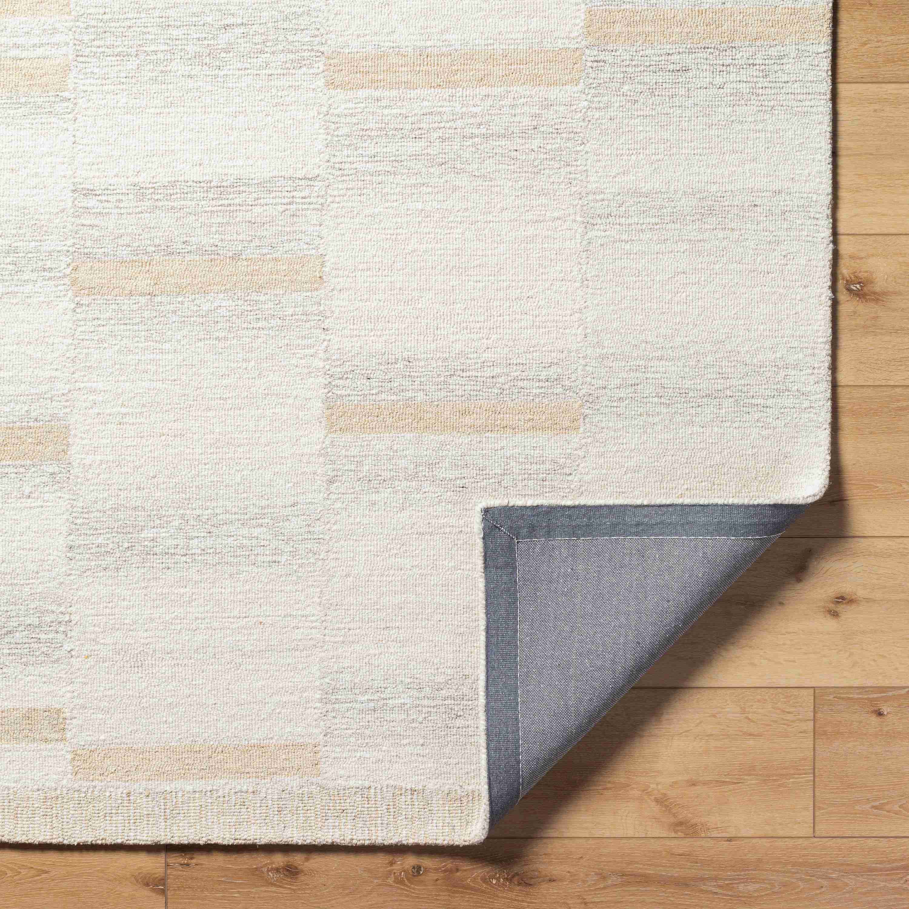 Surya Max BOMX-2300 5' x 7'6" Rug - Image 3