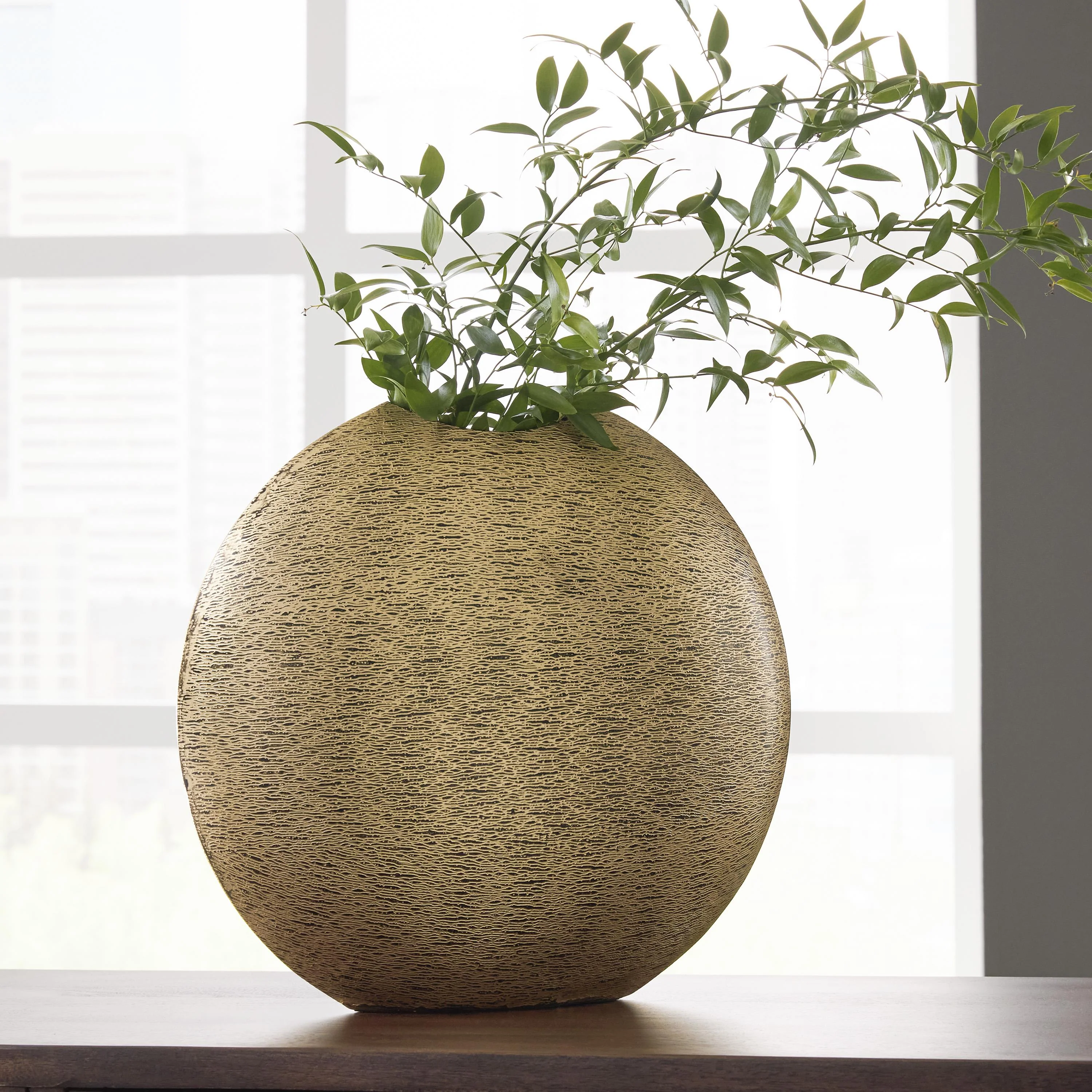 Signature Design by Ashley Iansboro A2000697 Vase - Image 3