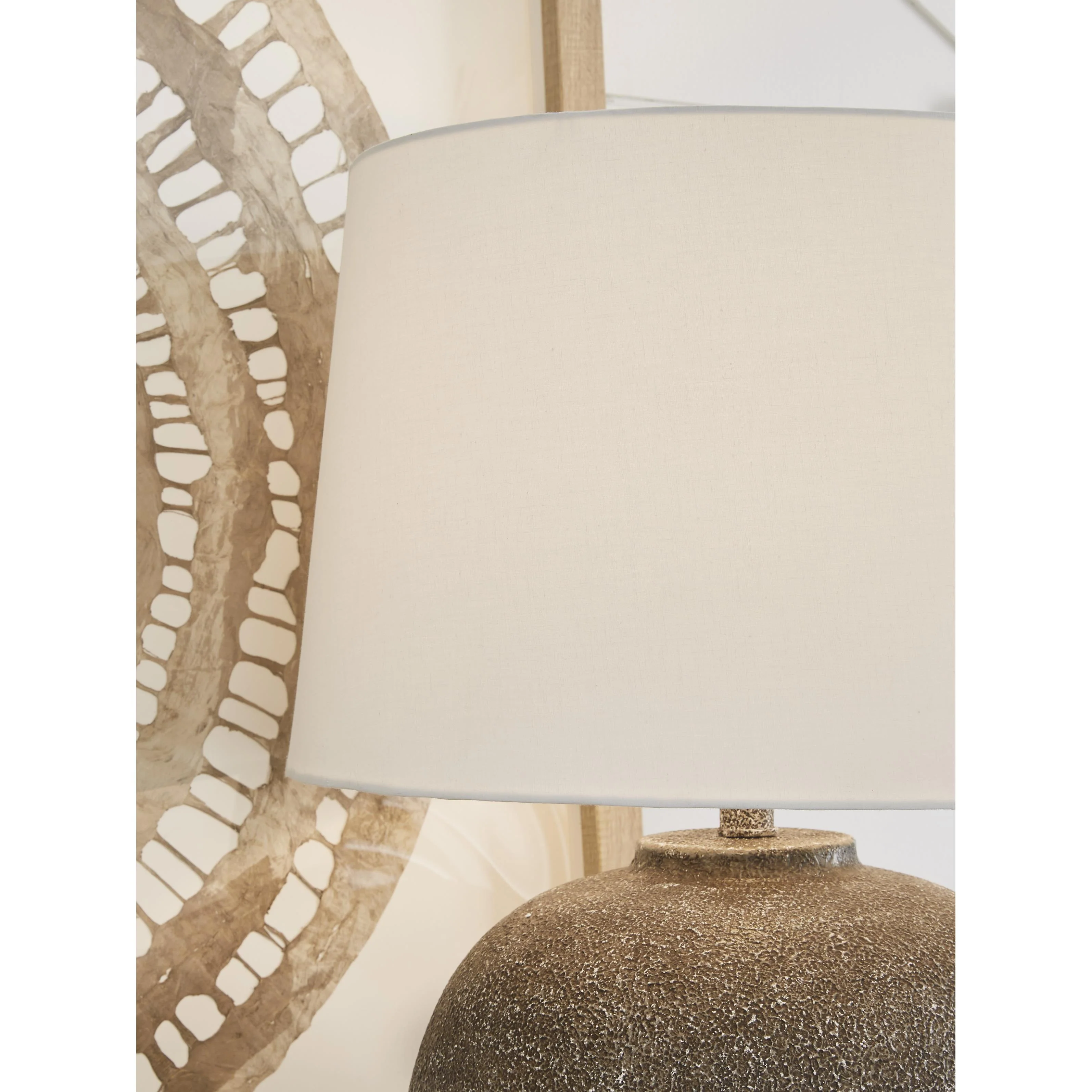 Signature Design by Ashley Neavesboro L207484 Metal Table Lamp - Image 3
