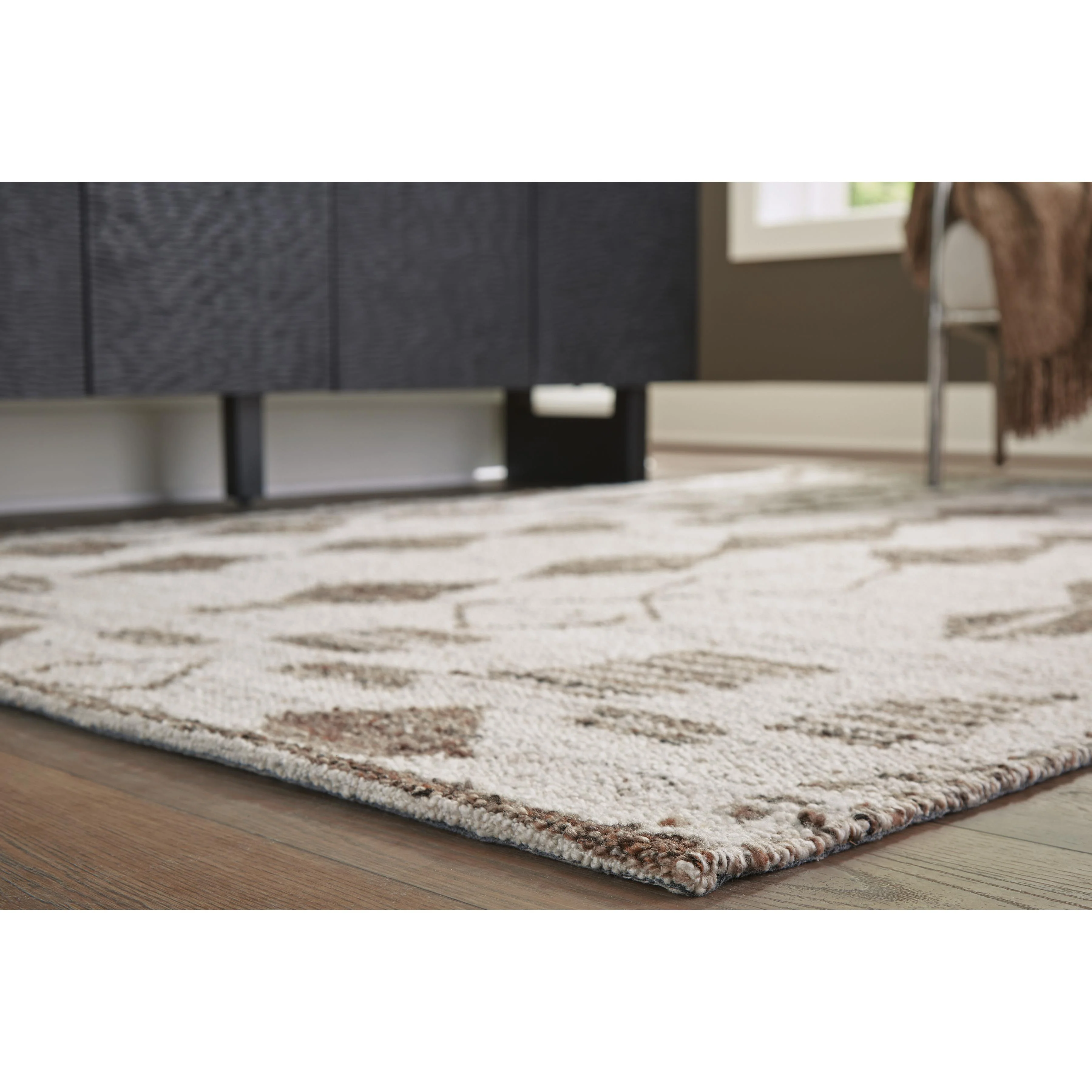 Signature Design by Ashley Brettler R406790 Extra Large Rug - Image 3