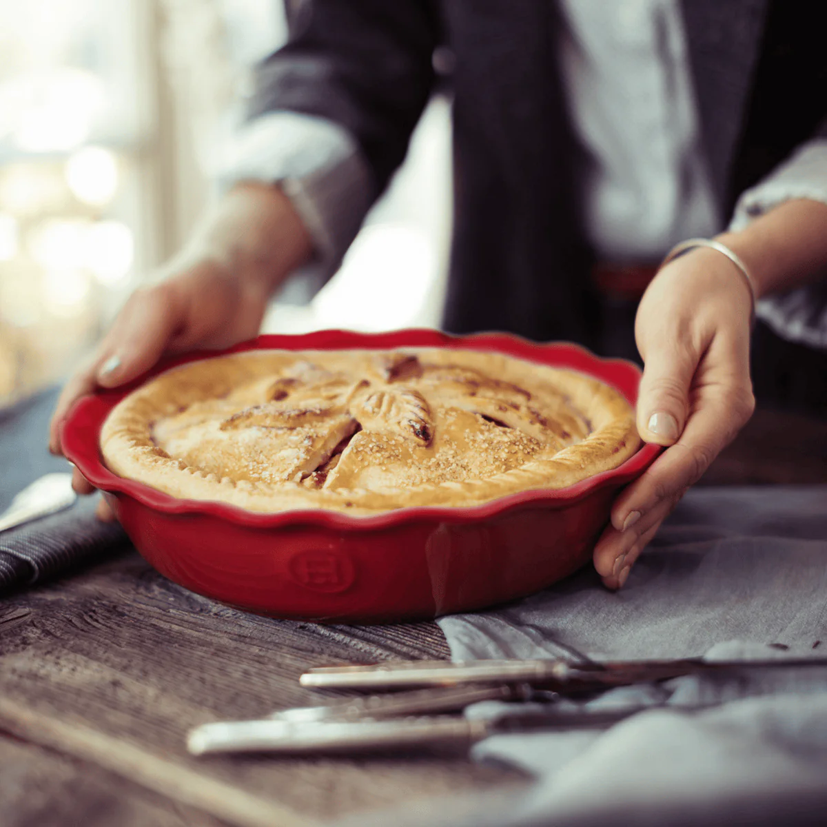 Ceramic Pie Dish, Grand Cru - Image 2