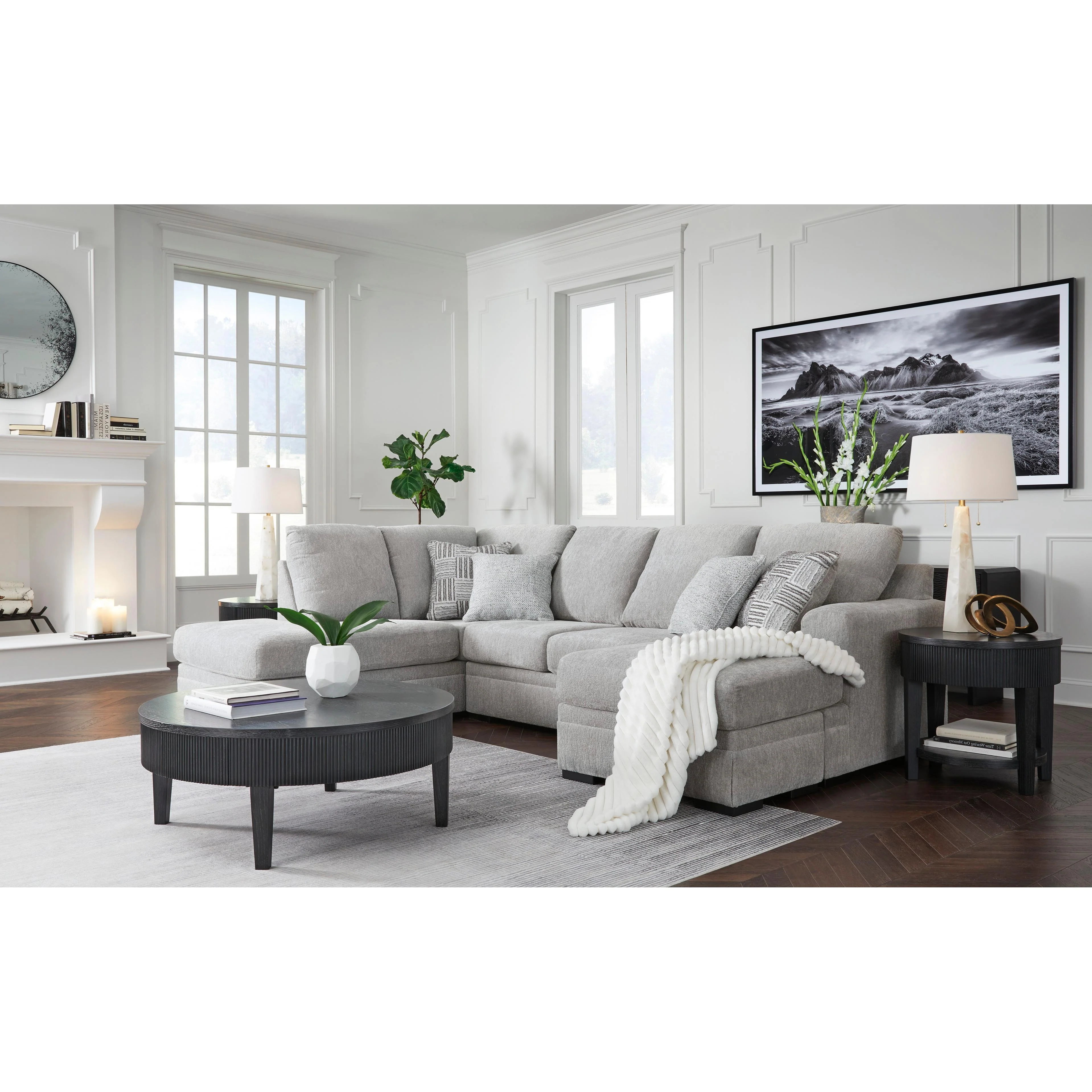 Benchcraft Gabyleigh 20904S2 2 pc Sectional with Chaise - Image 3