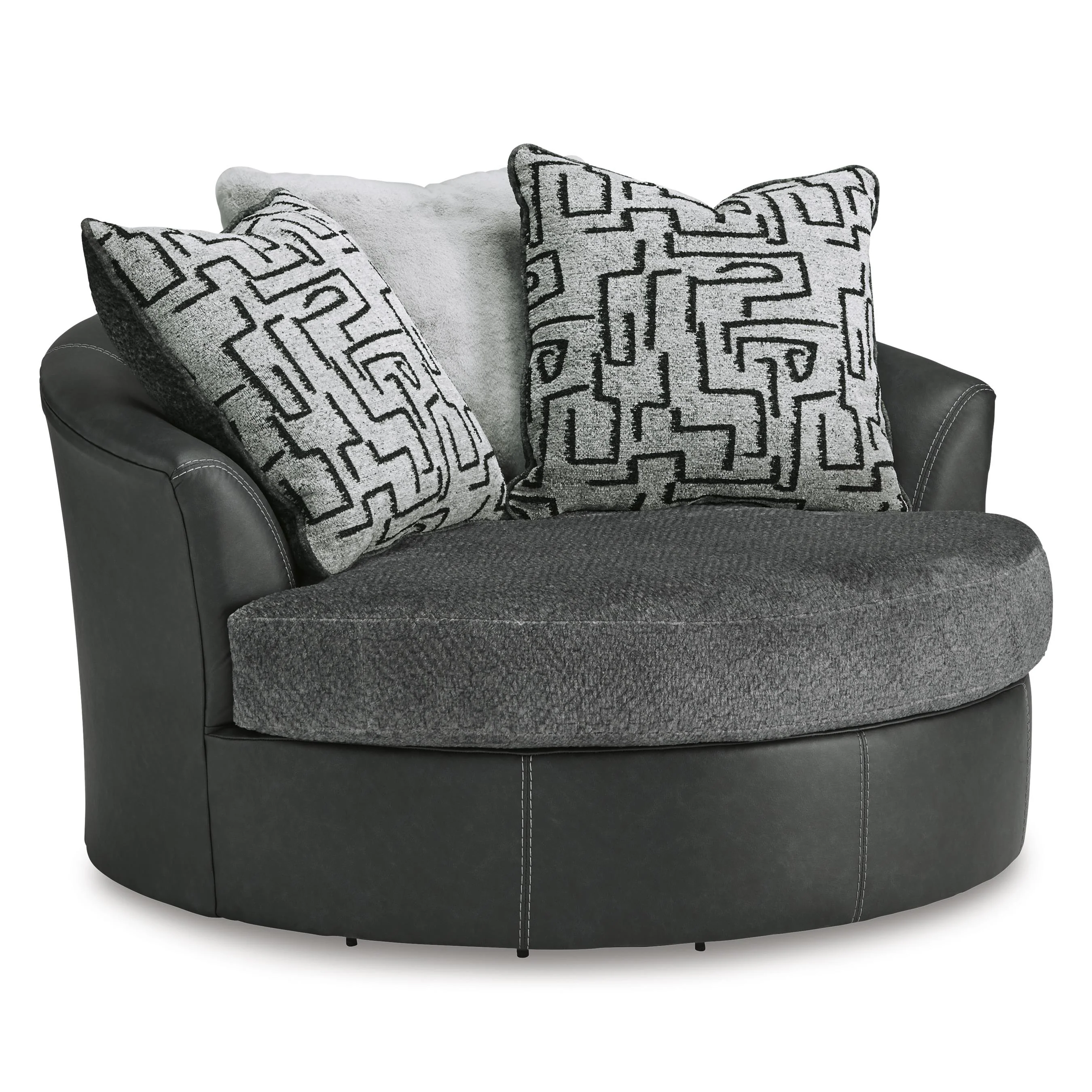 Benchcraft Brixley Pier 2990621C Oversized Swivel Accent Chair - Image 1