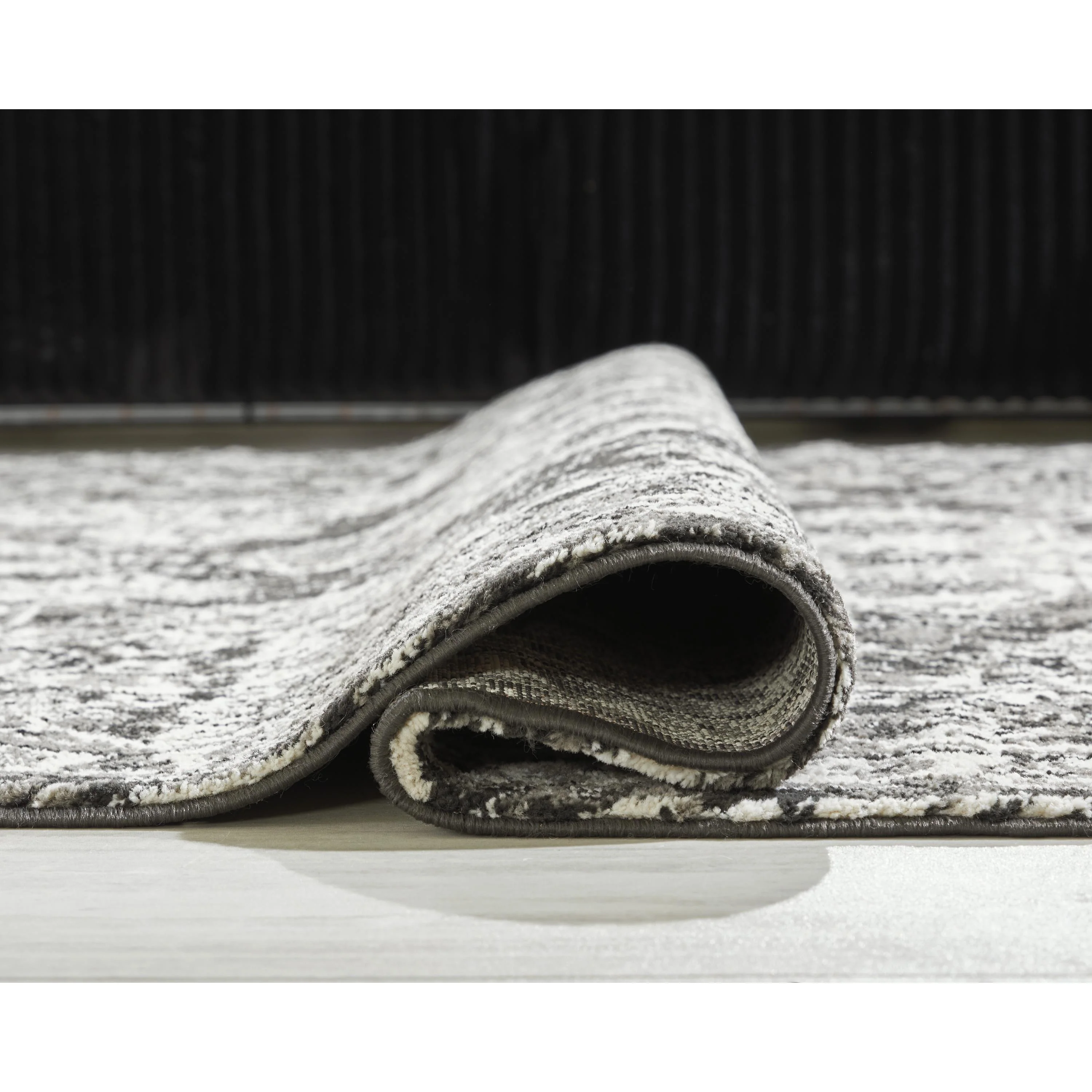 Signature Design by Ashley Glennisman R407271 Large Rug - Image 3