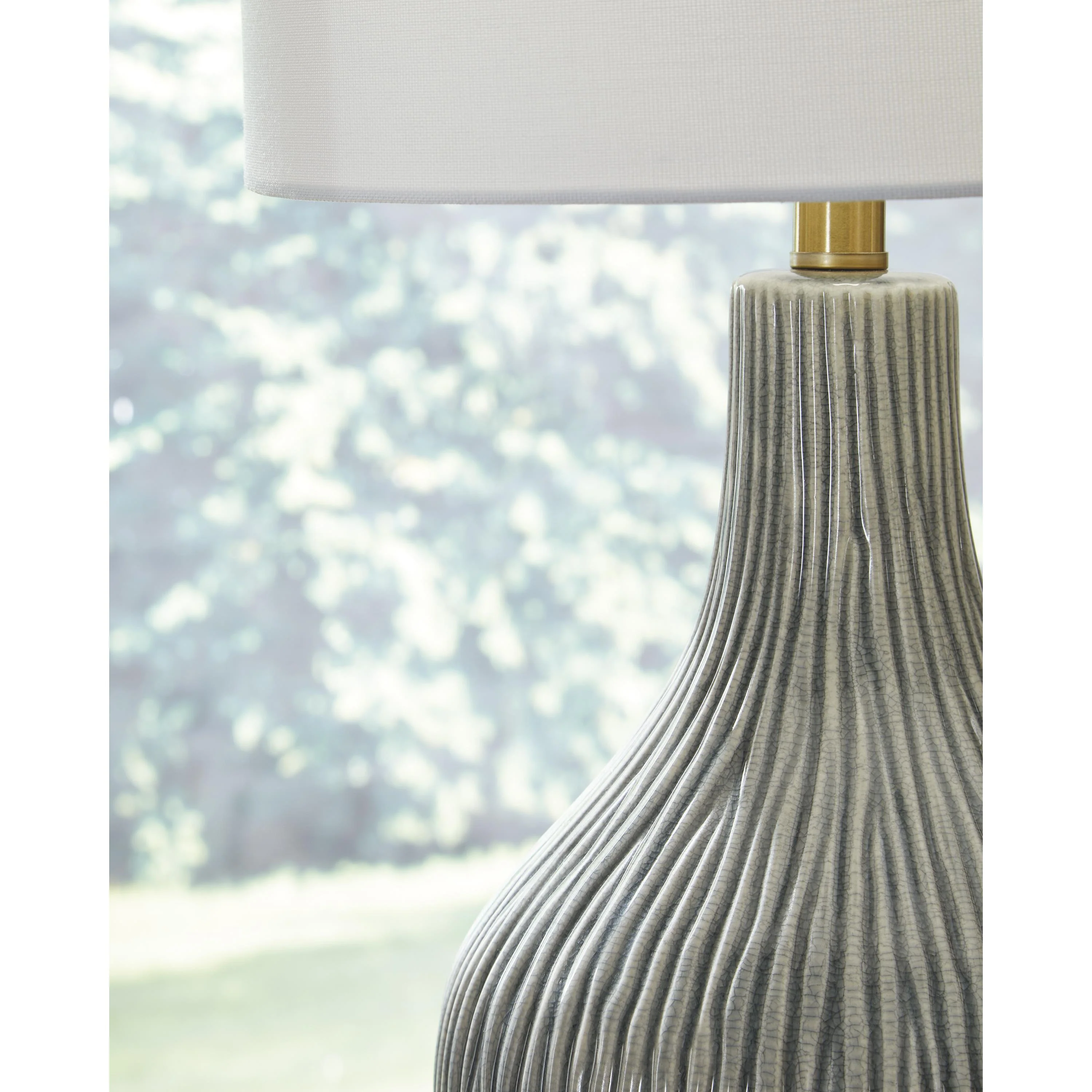 Signature Design by Ashley Judlen L100844 Ceramic Table Lamp - Image 3