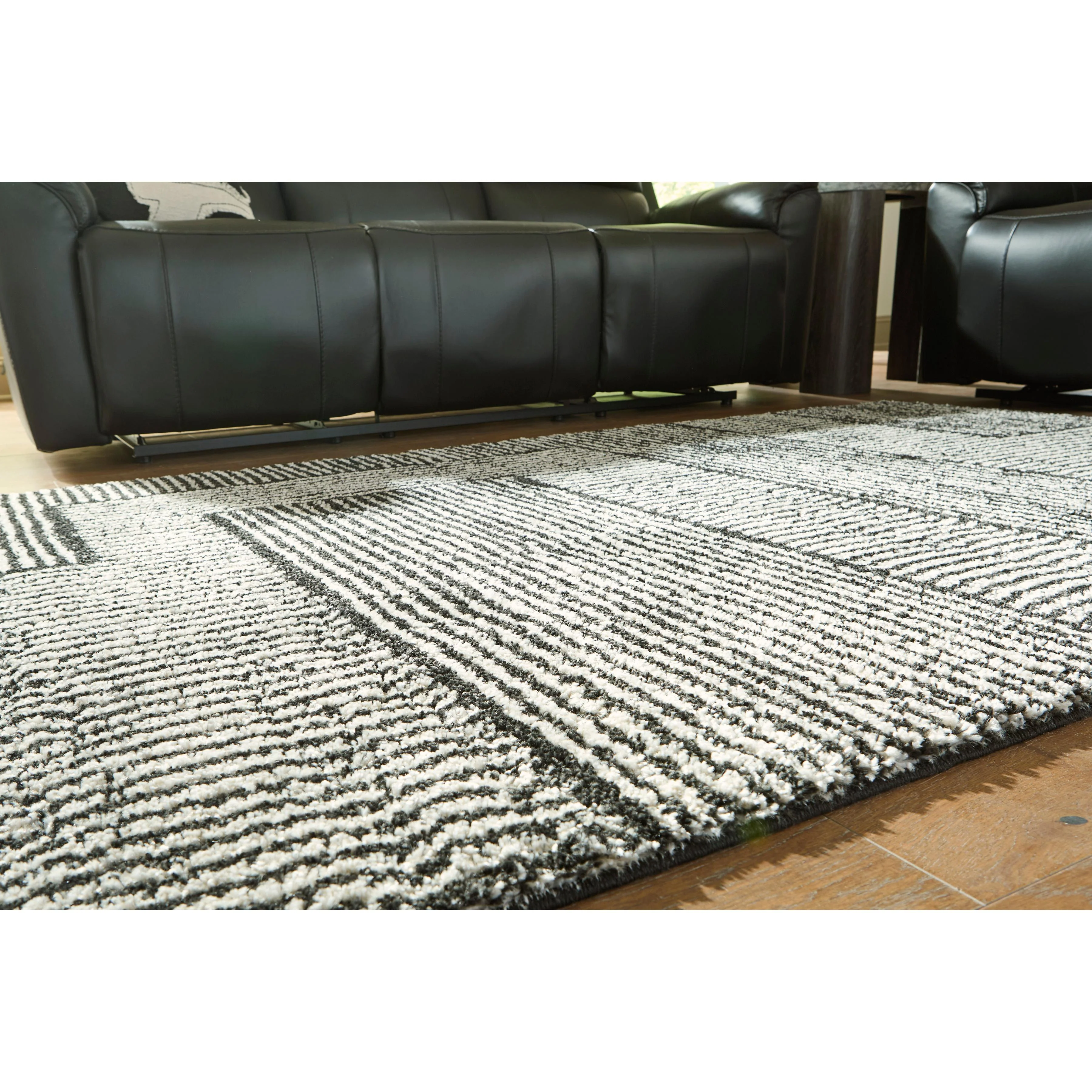 Signature Design by Ashley Kurtmen R407591 Large Rug - Image 3
