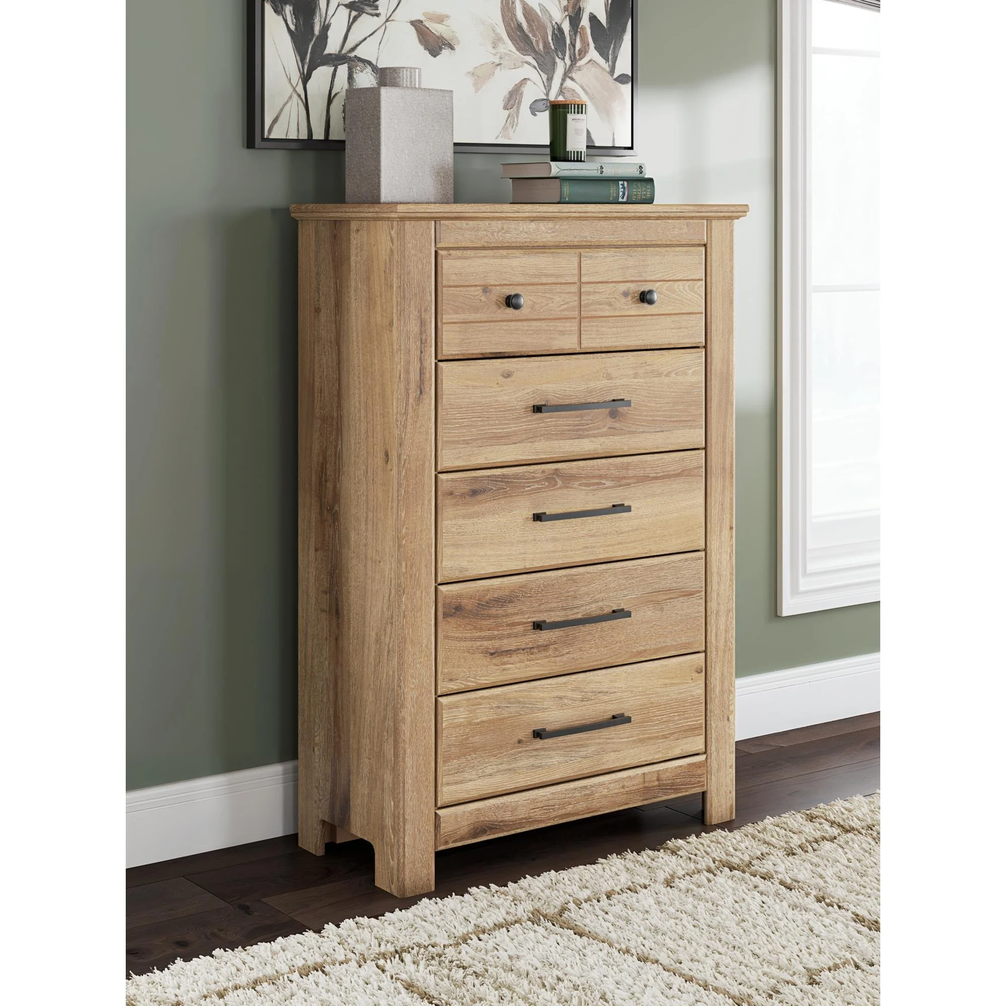 Signature Design by Ashley Makidern PCB1170-46 Five Drawer Chest - Image 2
