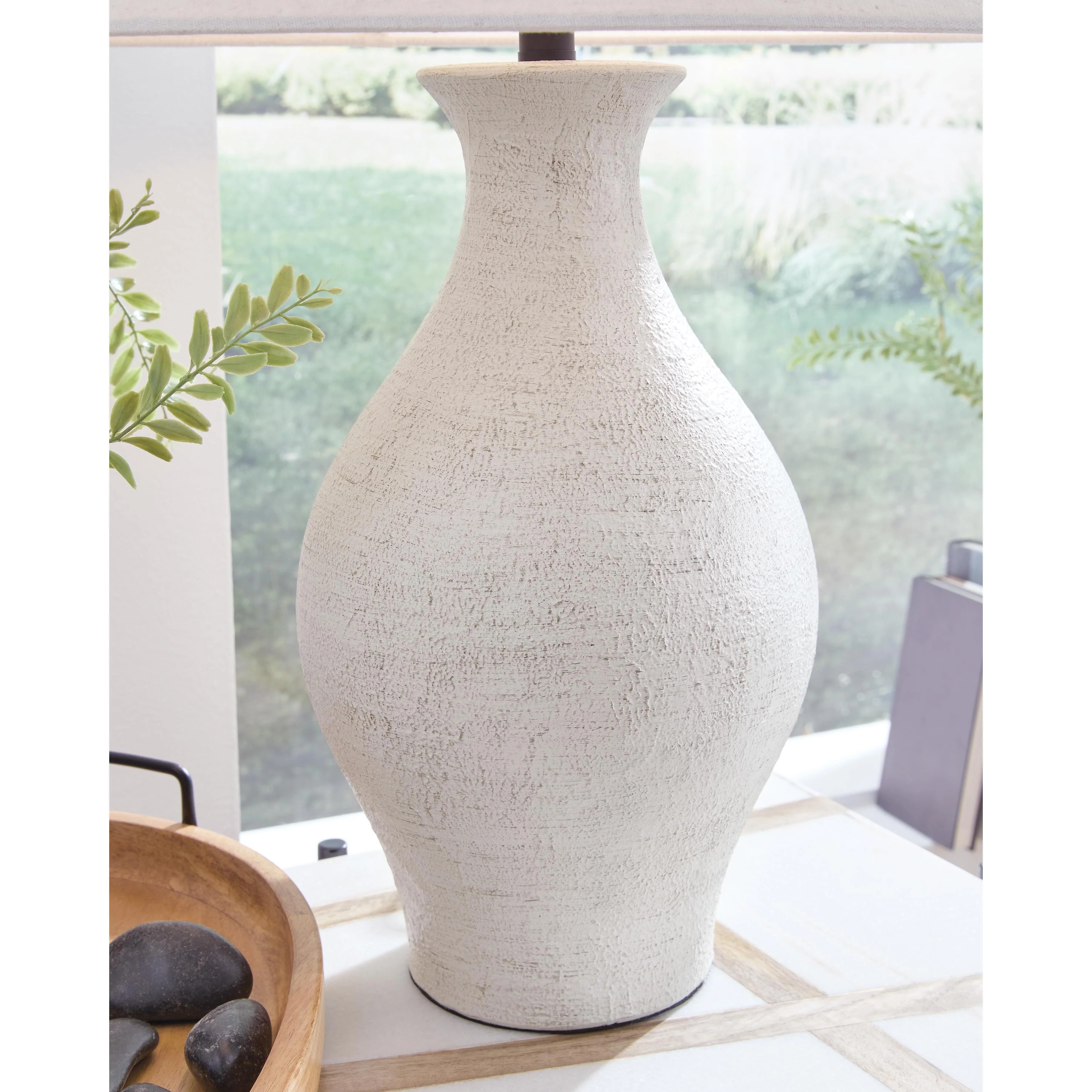 Signature Design by Ashley Ashbend Table Lamp L100884 - Image 3