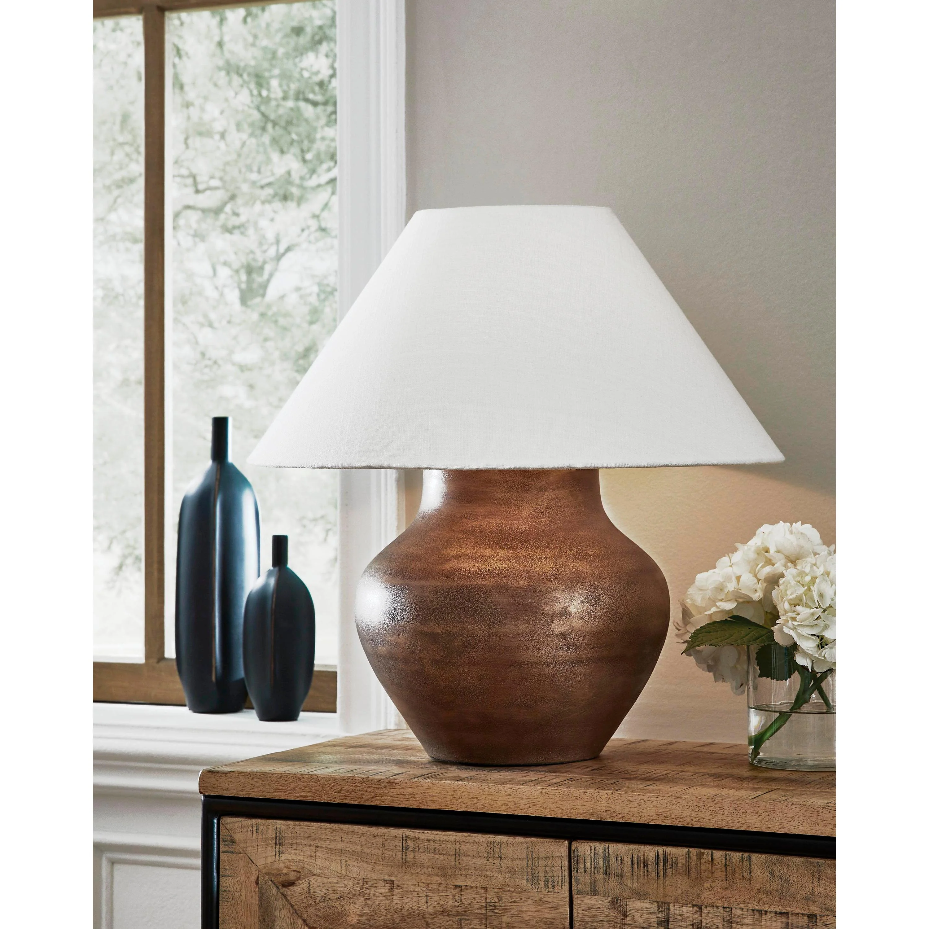 Signature Design by Ashley Whitham Table Lamp L207664 - Image 2