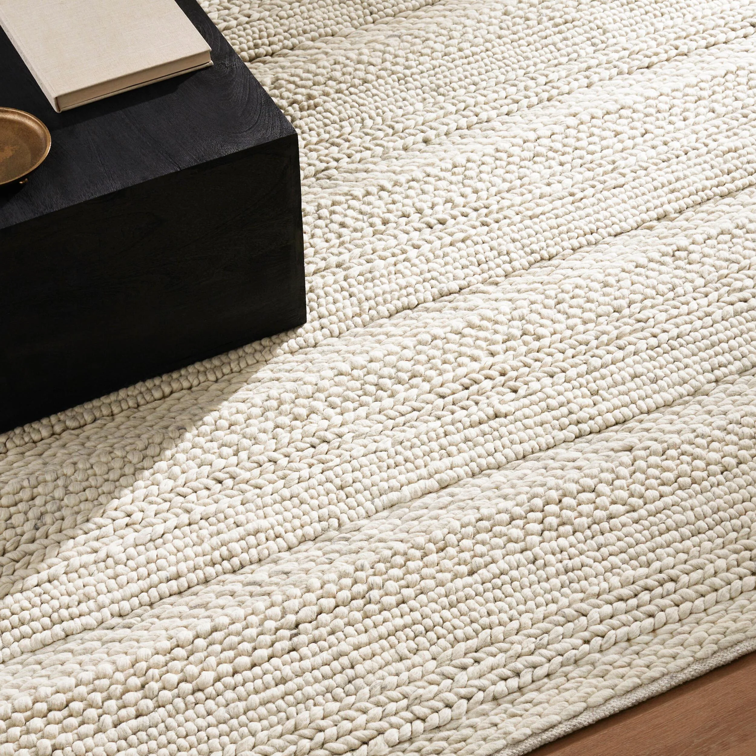 Surya Tahoe TAH3703-58 5' x 8' Handmade Rug - Image 3