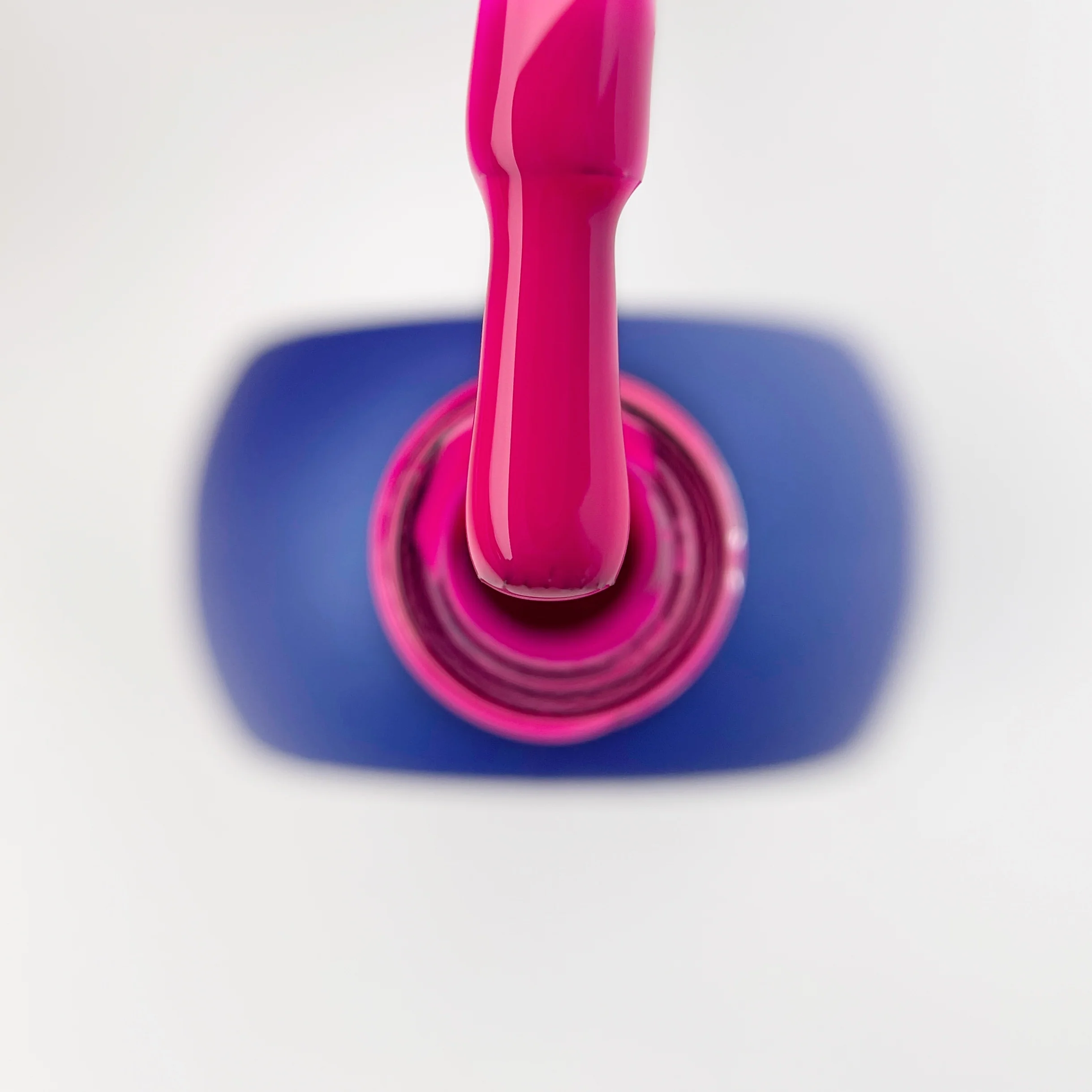 TOUCH Neon Gel Polish #2, 9ml - Image 2