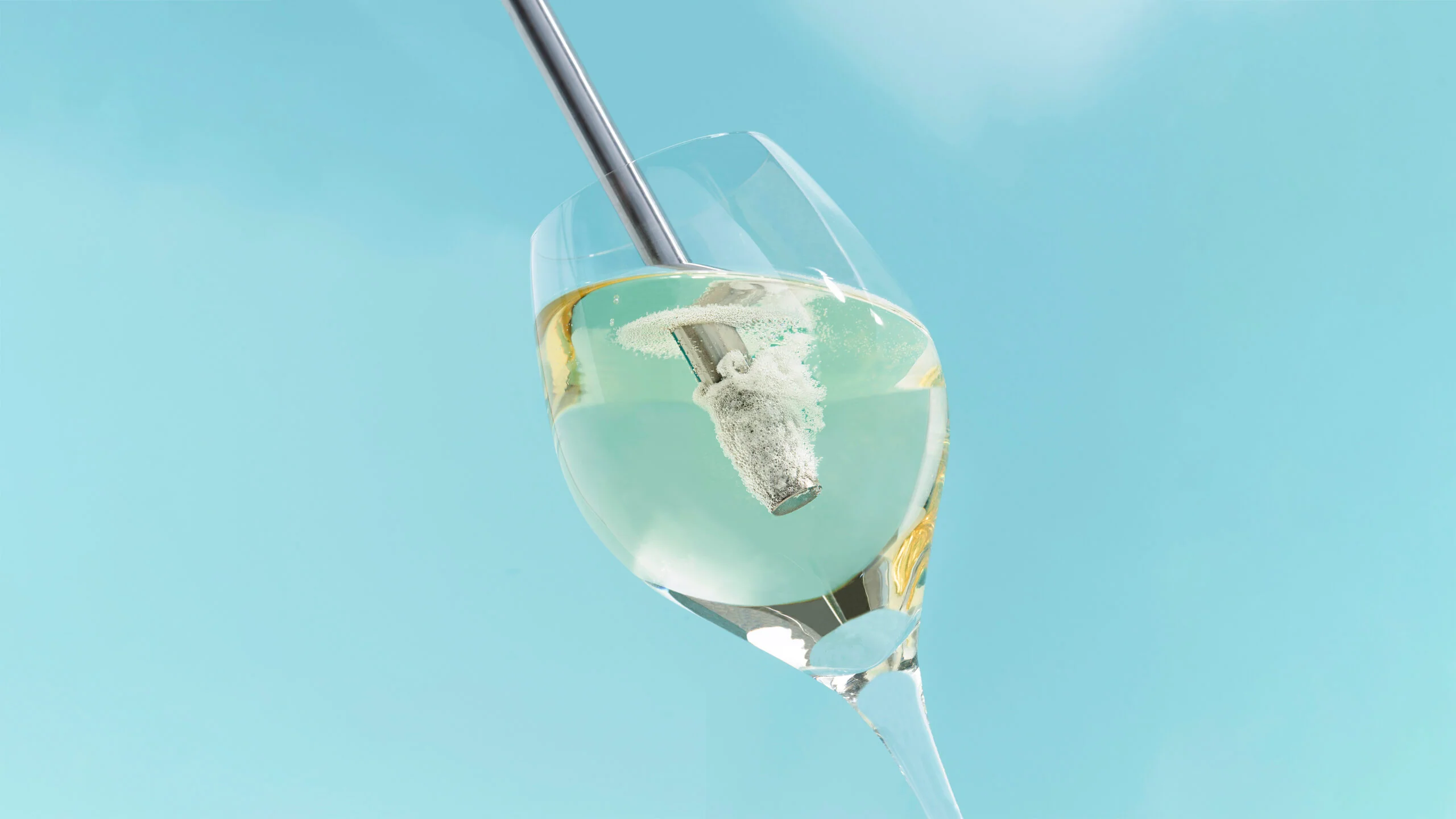 Airtender Wine Aerator - Image 2