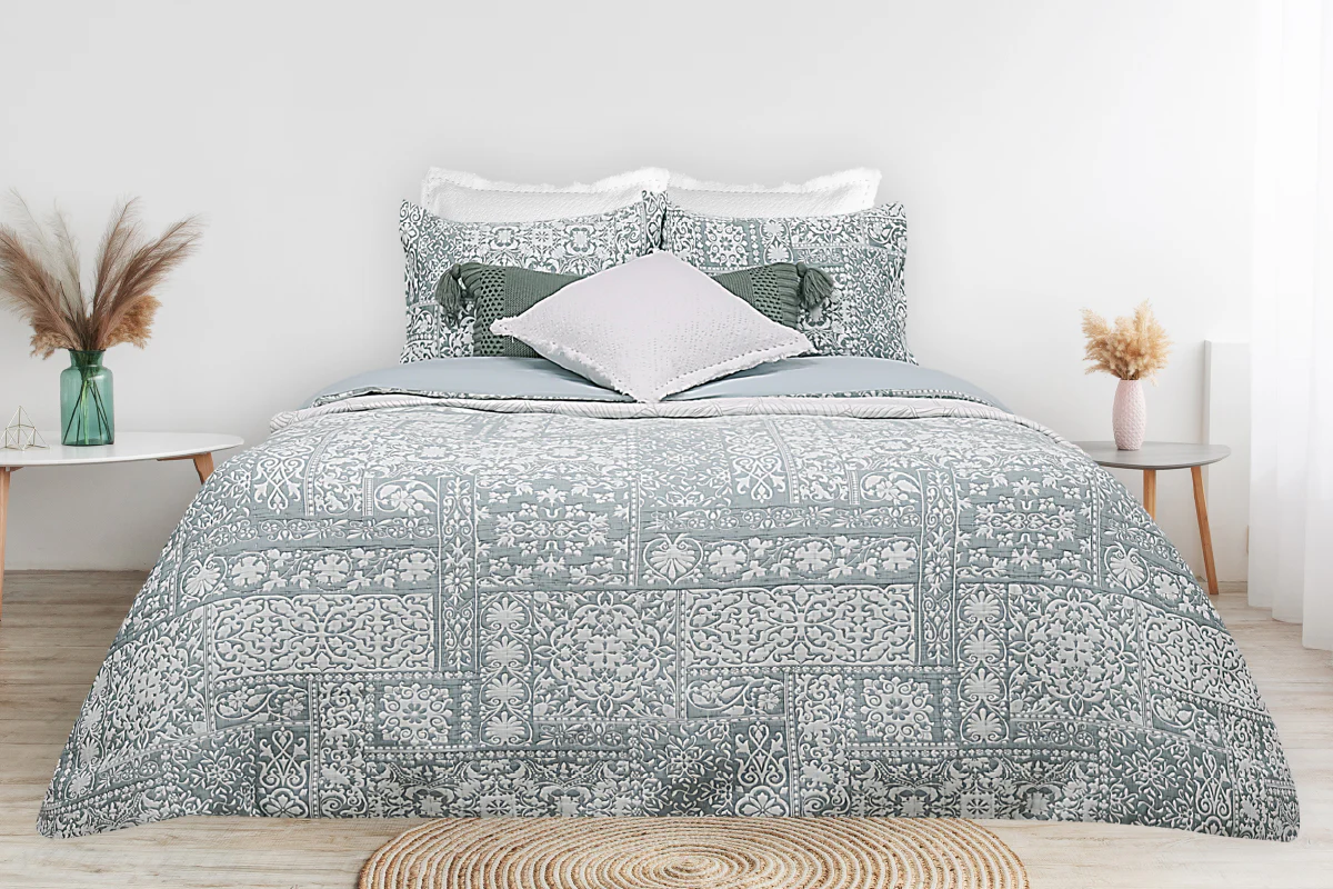 Duvet Cover & Shams Set - Dion - Image 1
