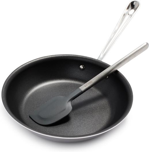 Fry Pan, Non Stick with Spatula - Image 1
