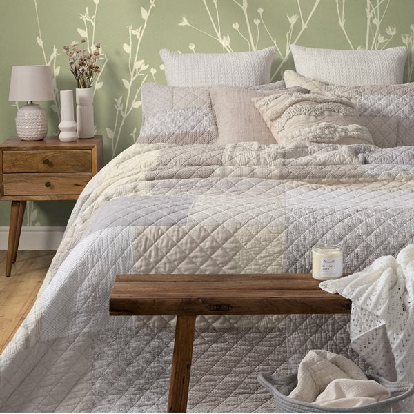 Quilt & Sham Set, Luna - King - Image 1