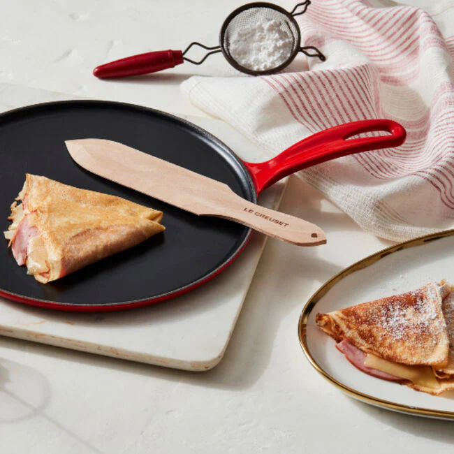 Crêpe Pan, Cerise Enameled Cast Iron - Image 2