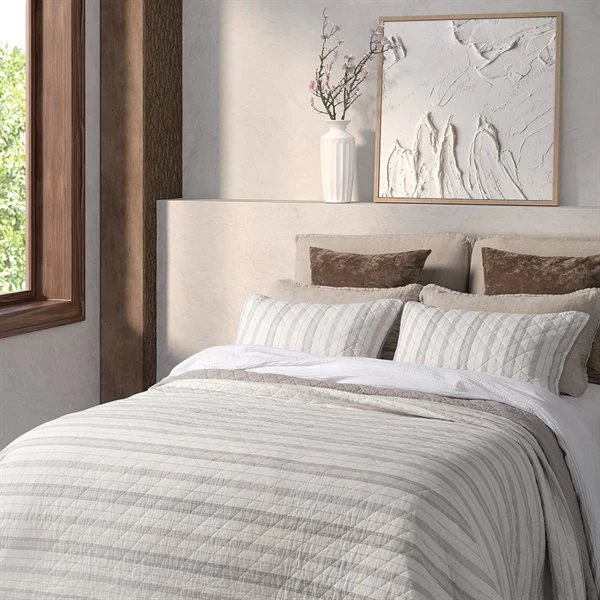 Quilt & Shams Set, Chill - King - Image 1