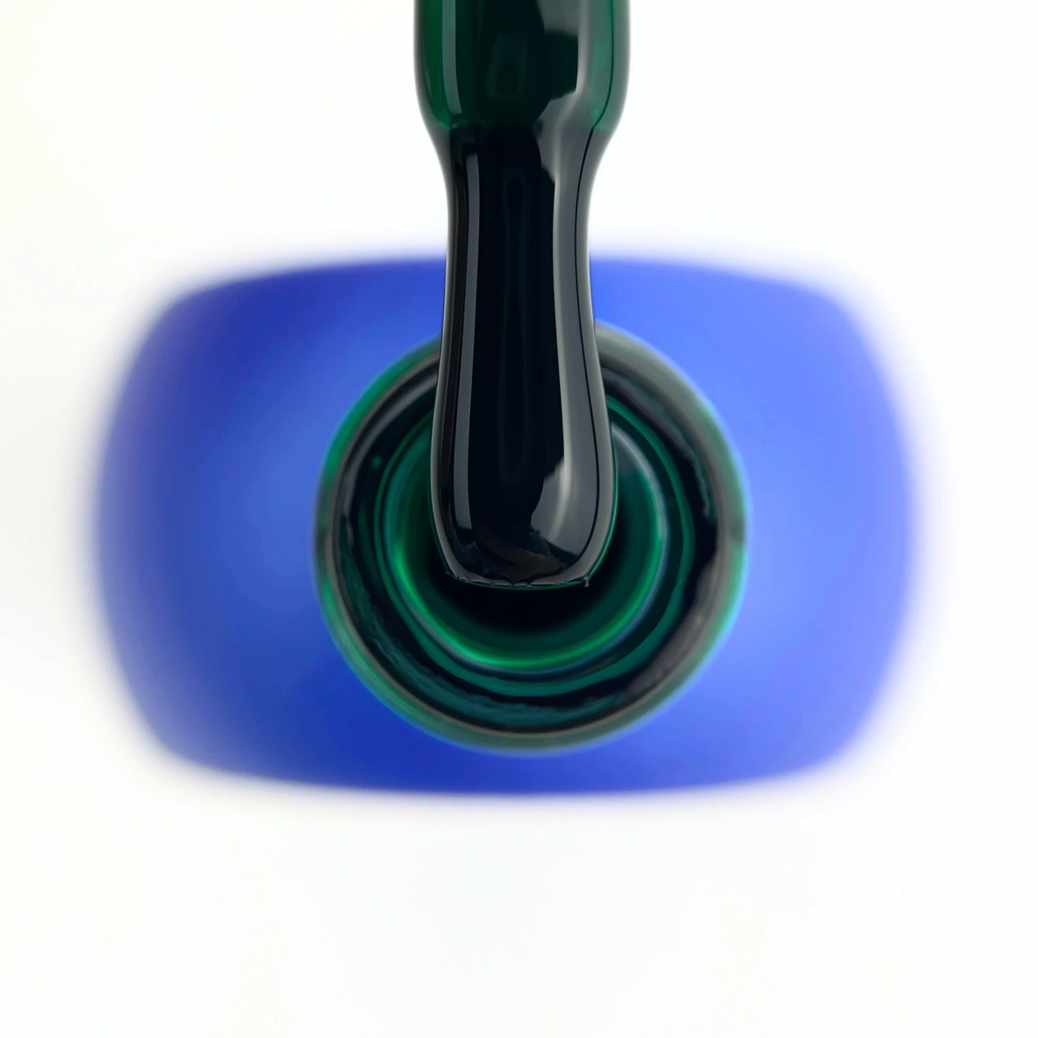 TOUCH Vitrage Gel Polish #04 Monstera, 9ml - Image 2