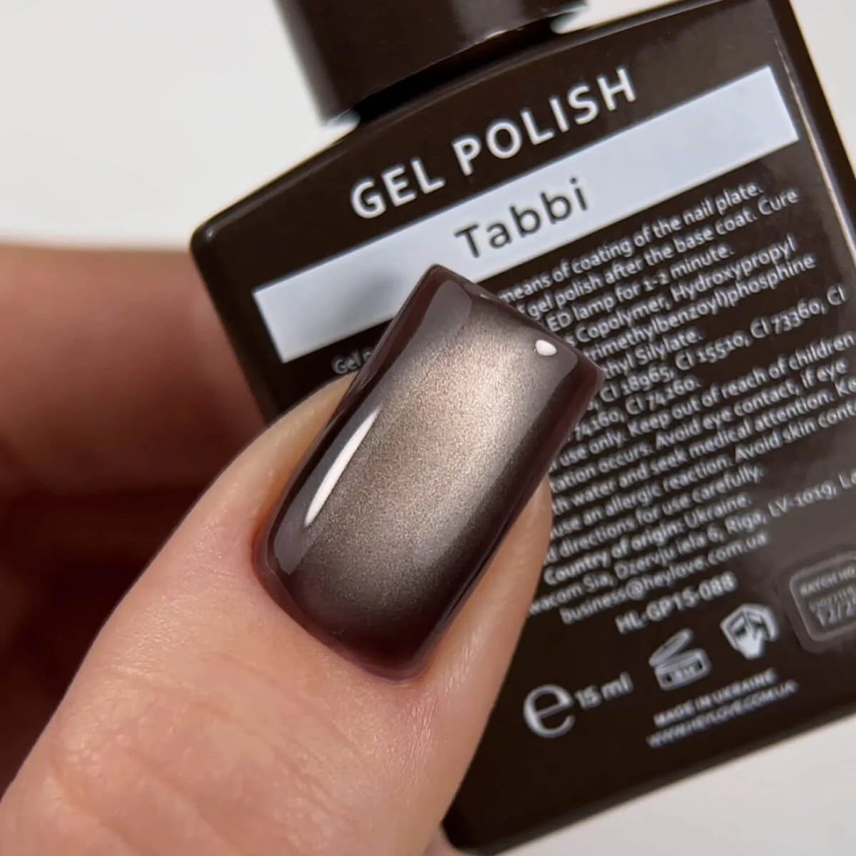 HEYLOVE - Cat's Eye Gel Polish "Tabbi" (Brown), 15ml - Image 2