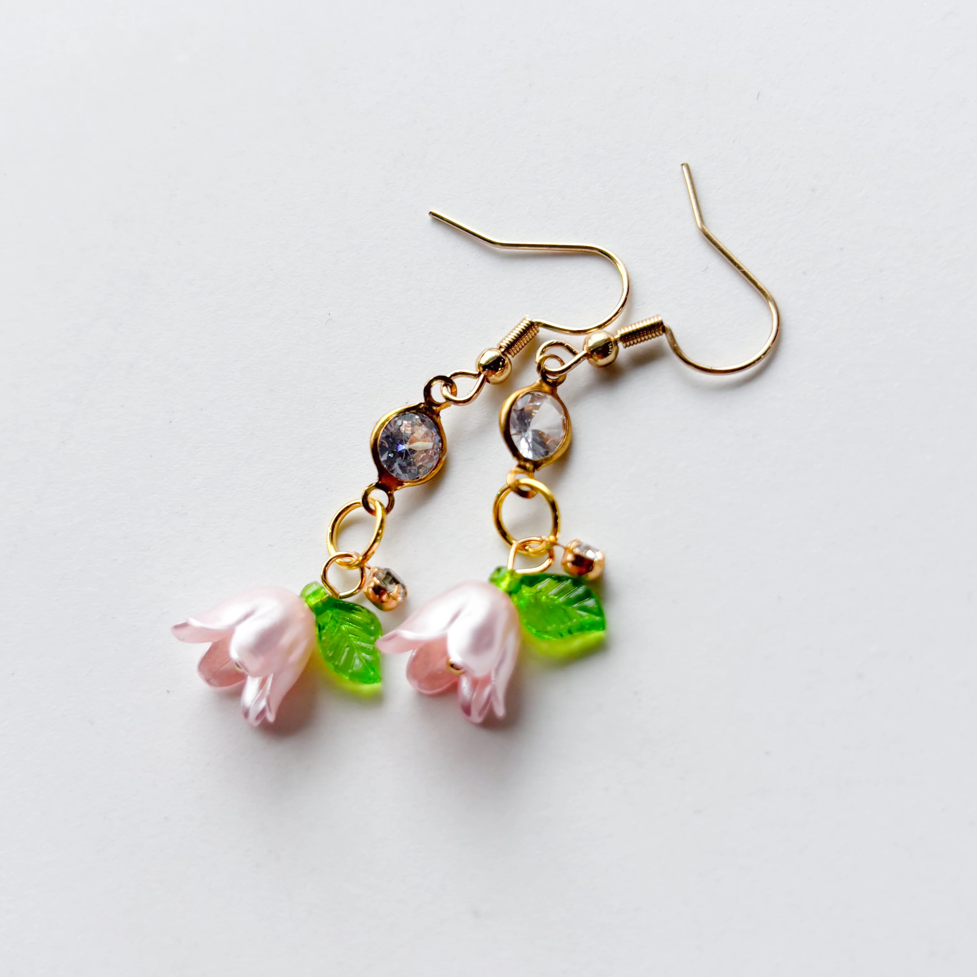 PINK FLOWER CHARM EARRINGS - Image 3