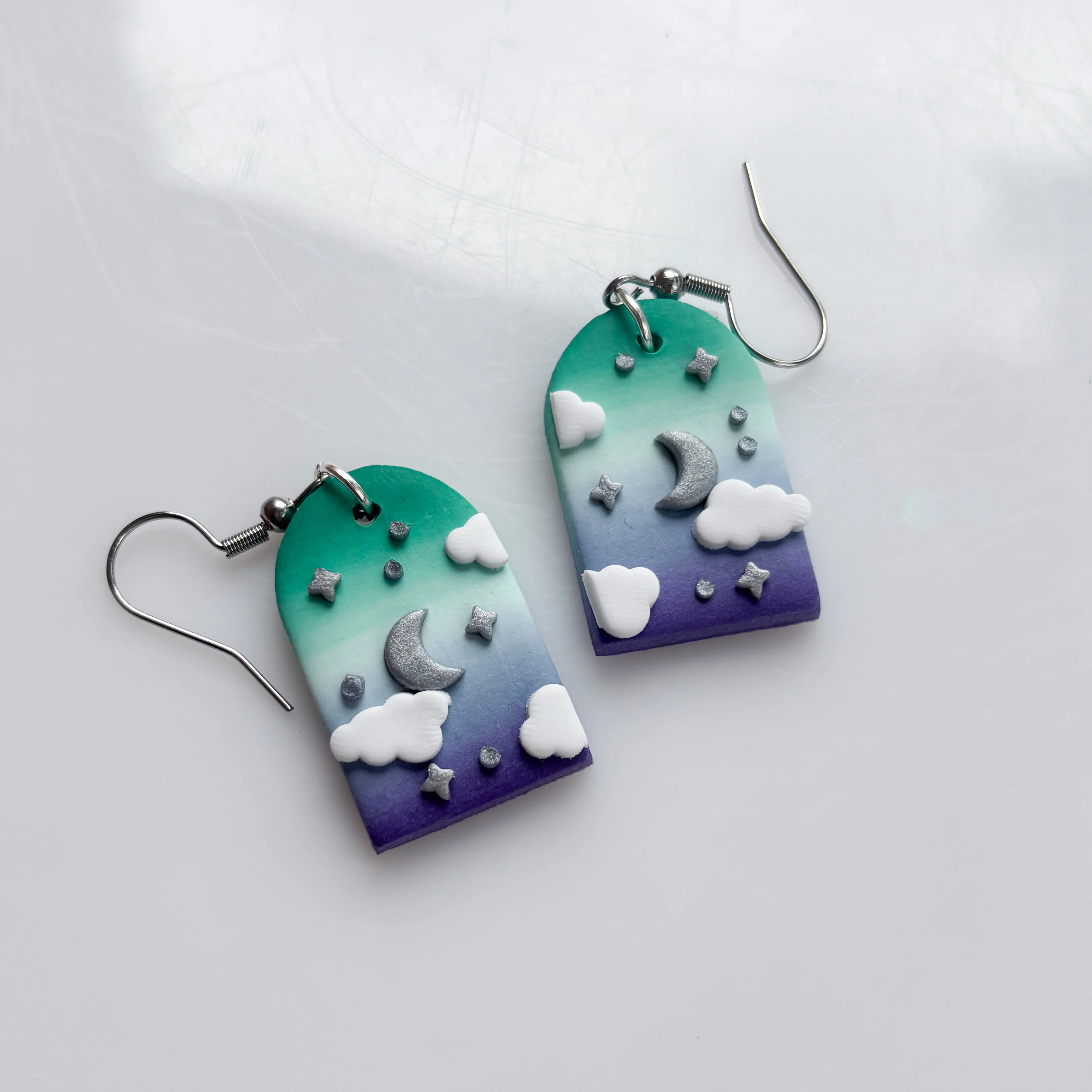 CLOUDY ARCH EARRINGS (GAY/MLM FLAG)