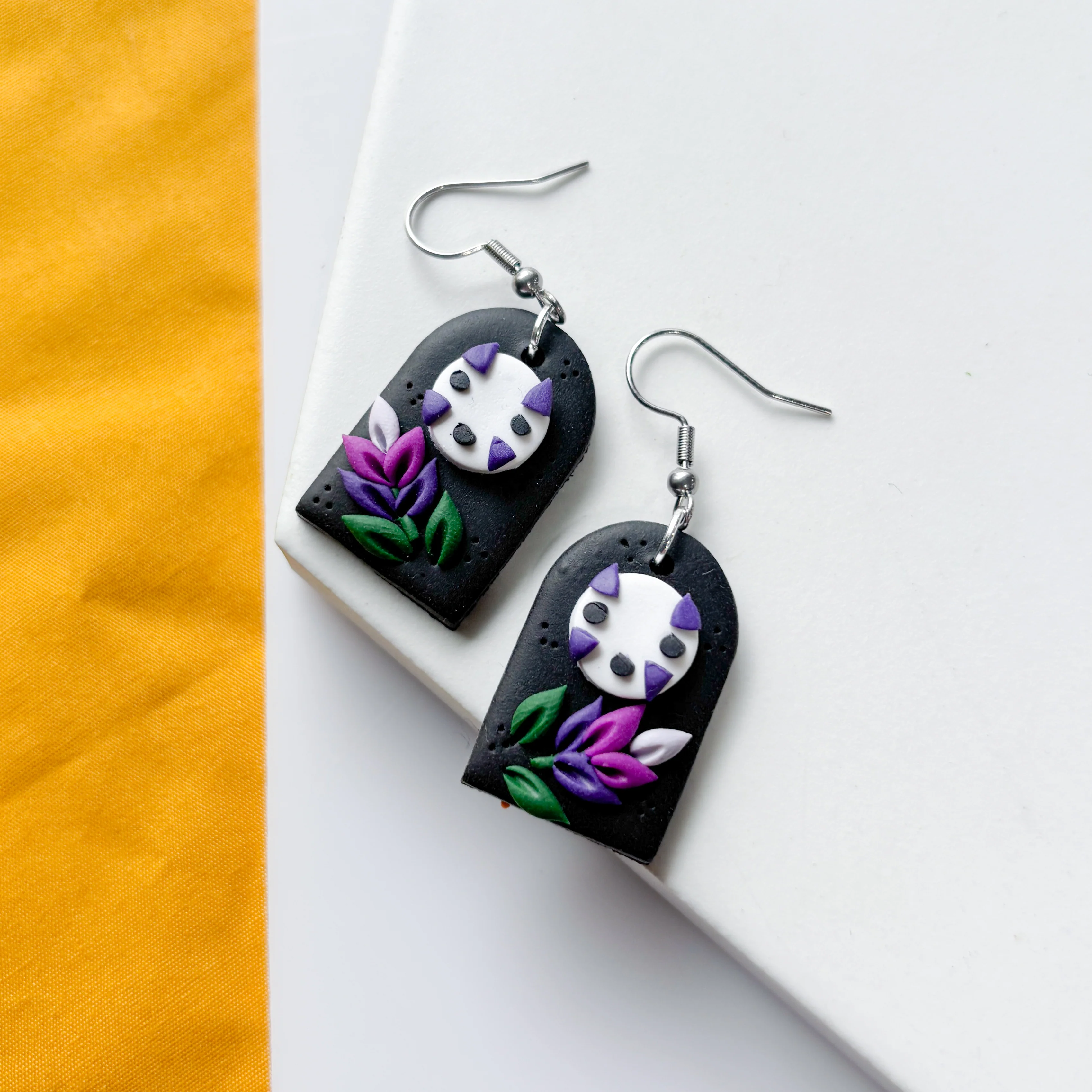 NO FACE & LAVENDER EARRINGS - Image 2
