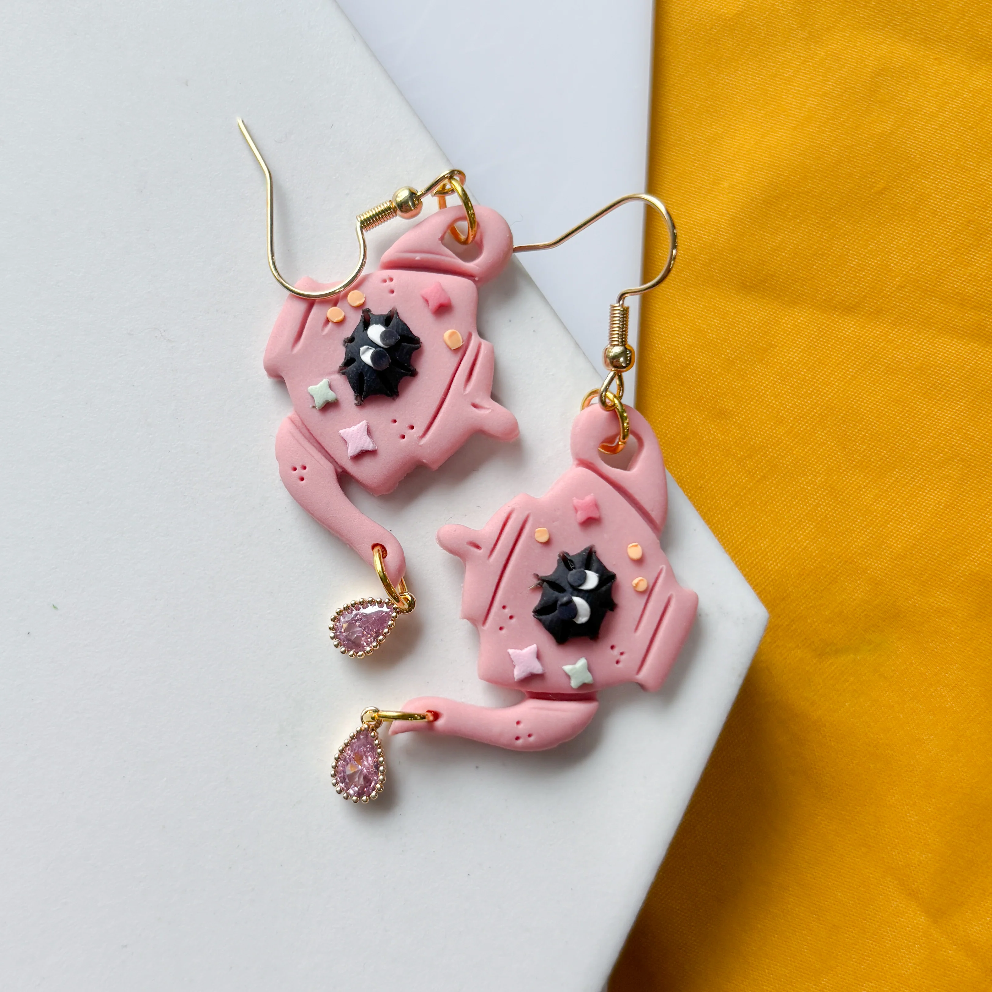 PINK SOOT TEAPOT EARRINGS - Image 1