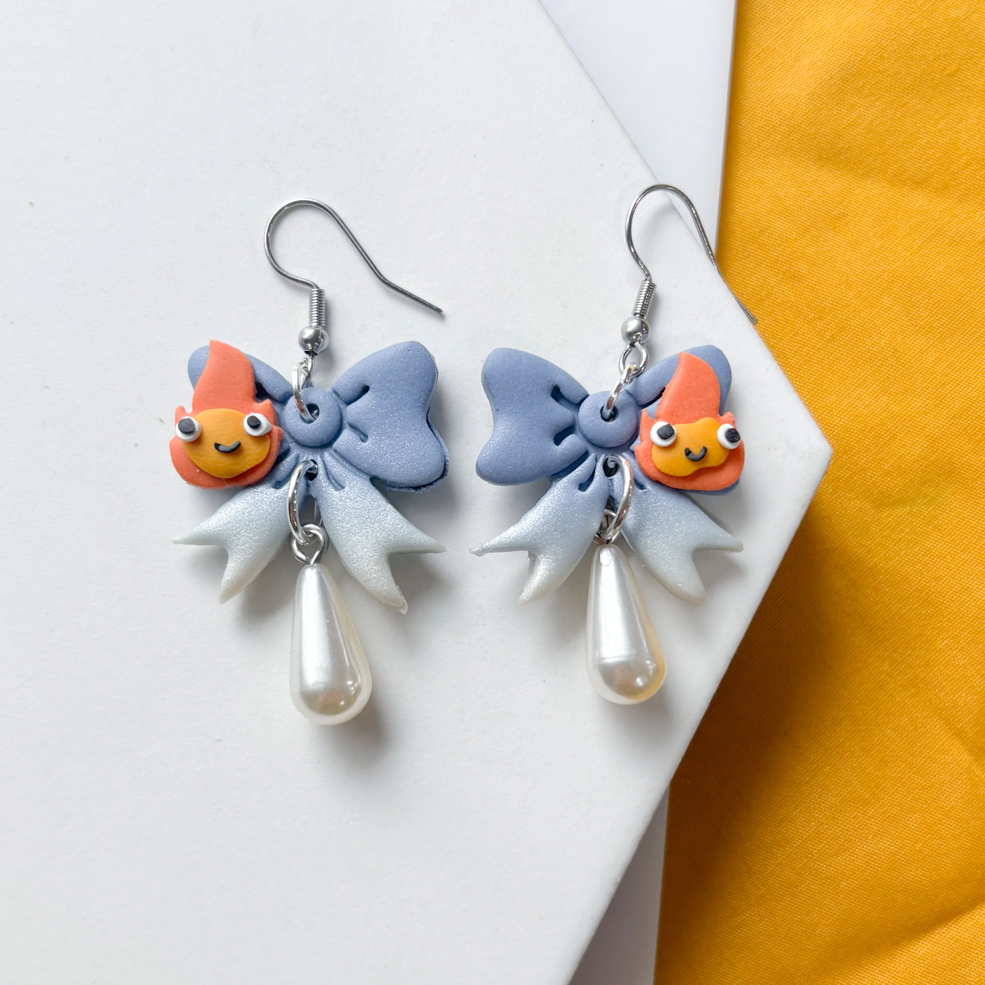 FLAME SPIRIT SOPHIE BOW EARRINGS - Image 3
