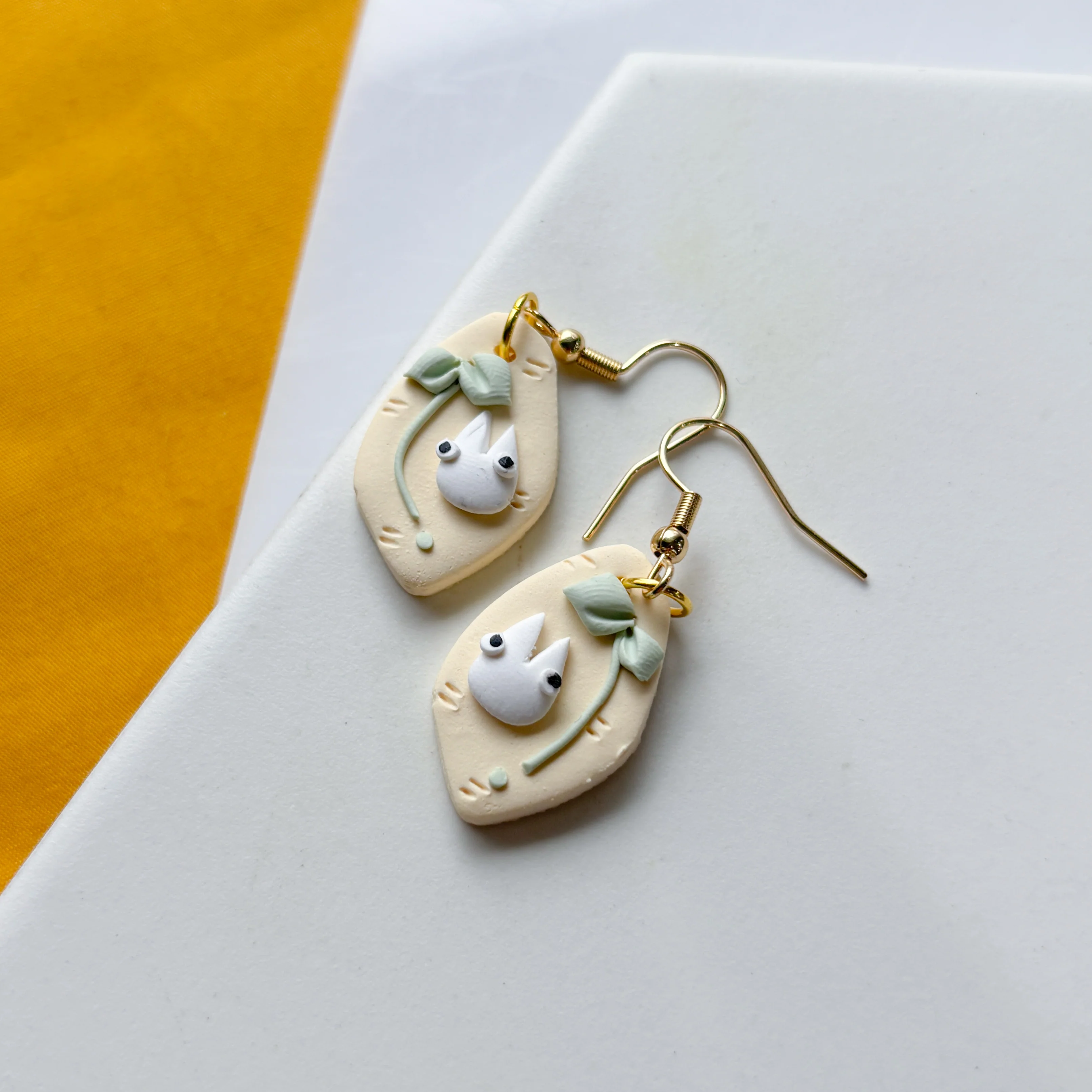 IVORY TEARDROPS WITH LEAF & TOTORO EARRINGS - Image 3