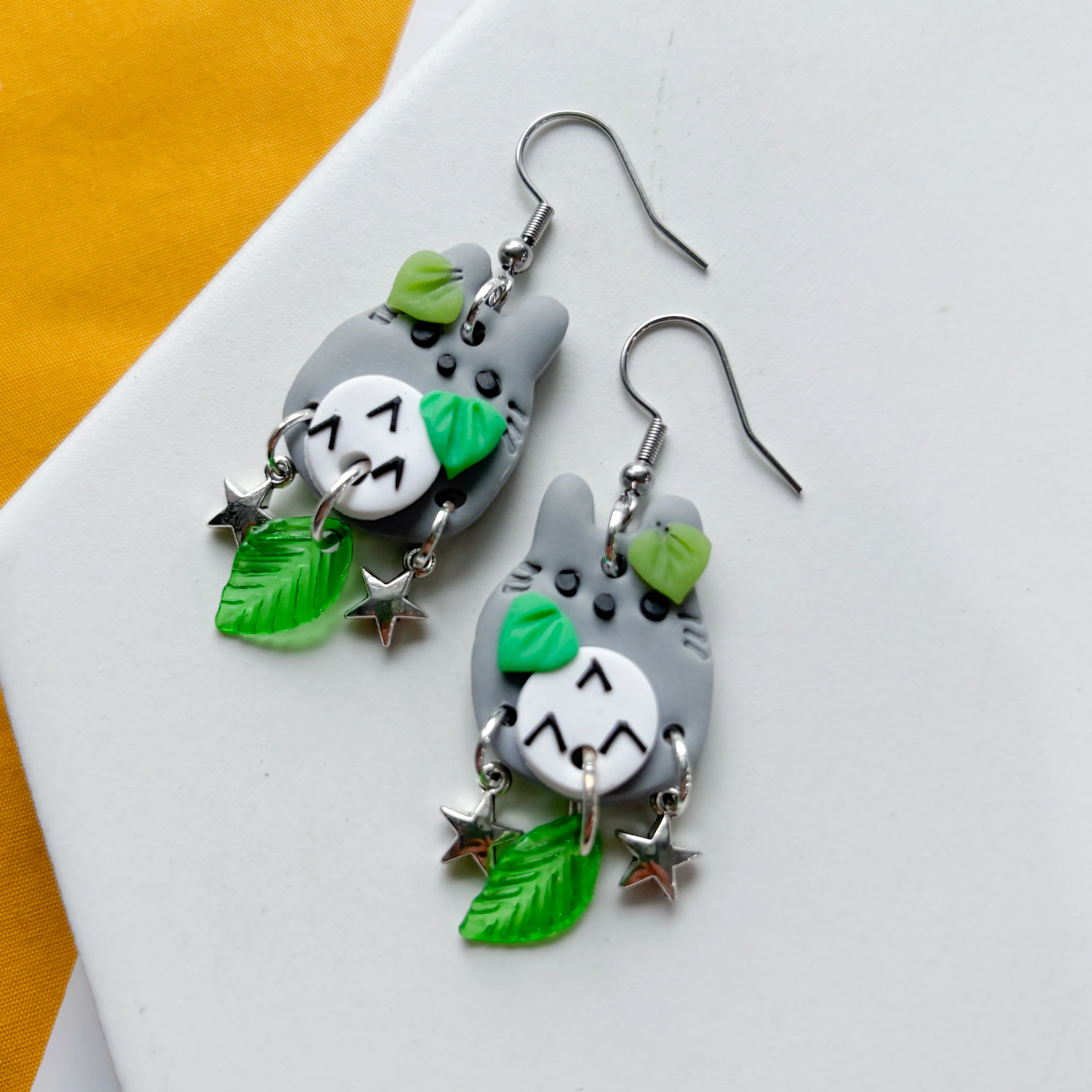 TOTORO & LEAF TRIPLE CHARM EARRINGS - Image 1