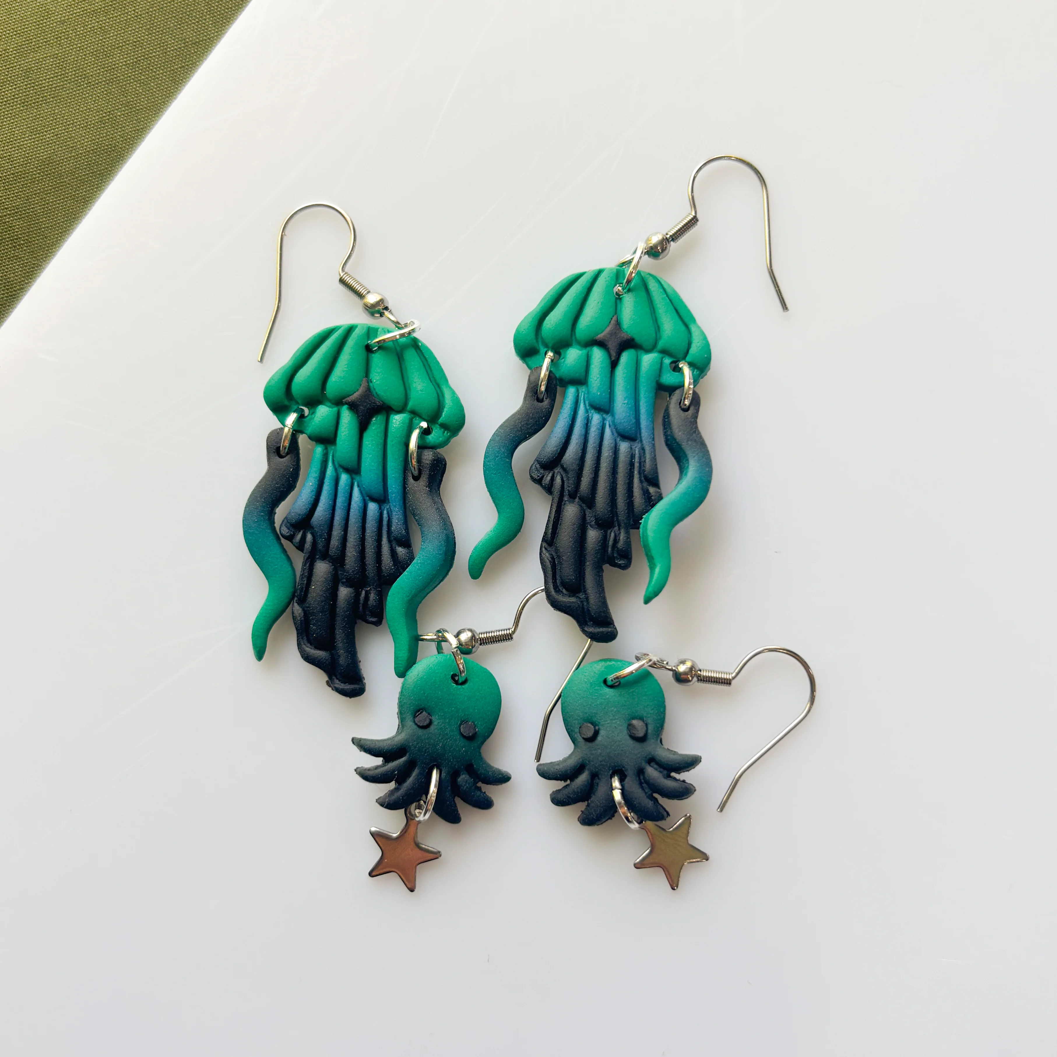 DEEP SEA JELLYFISH EARRINGS - Image 3