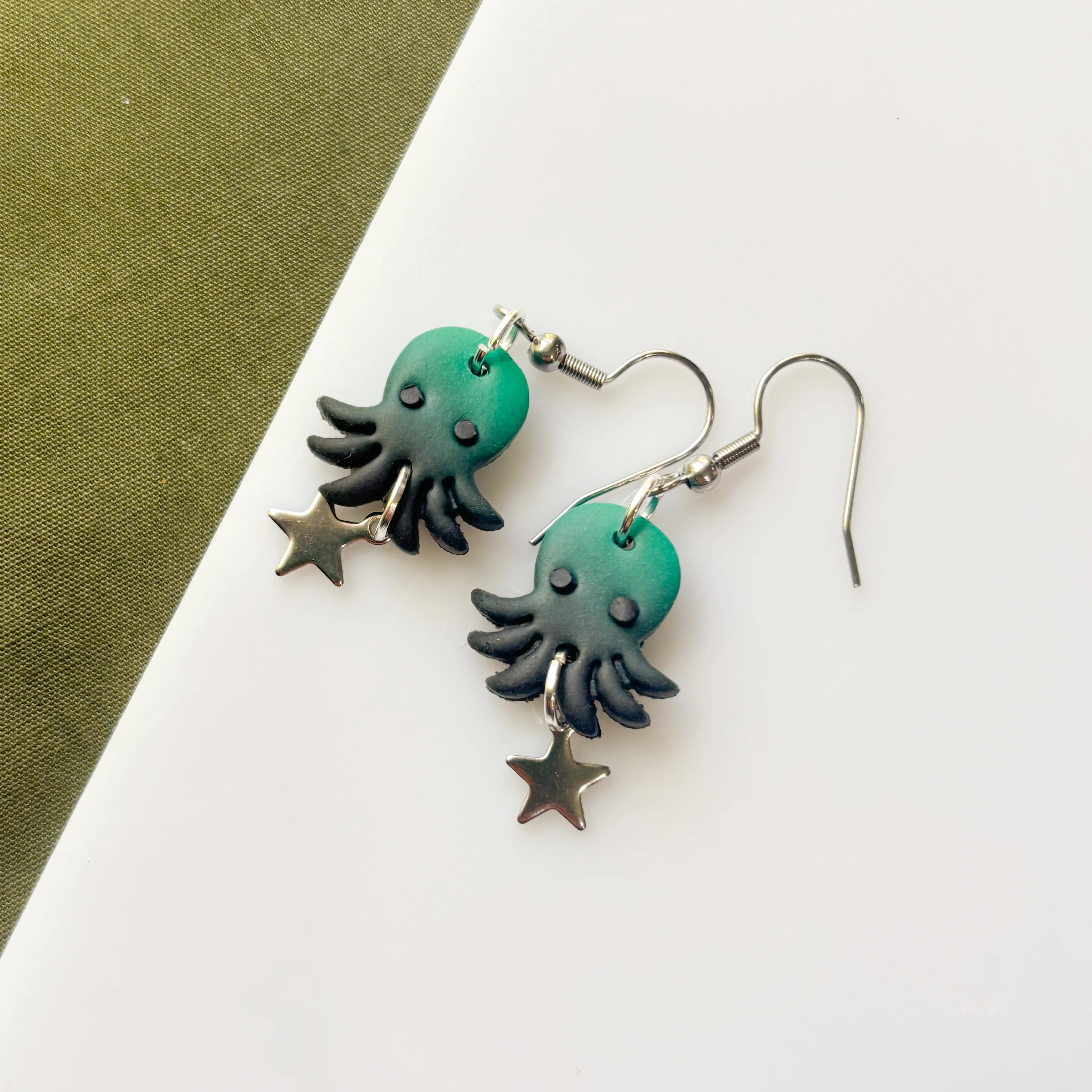 DEEP SEA OCTOPUS EARRINGS - Image 2