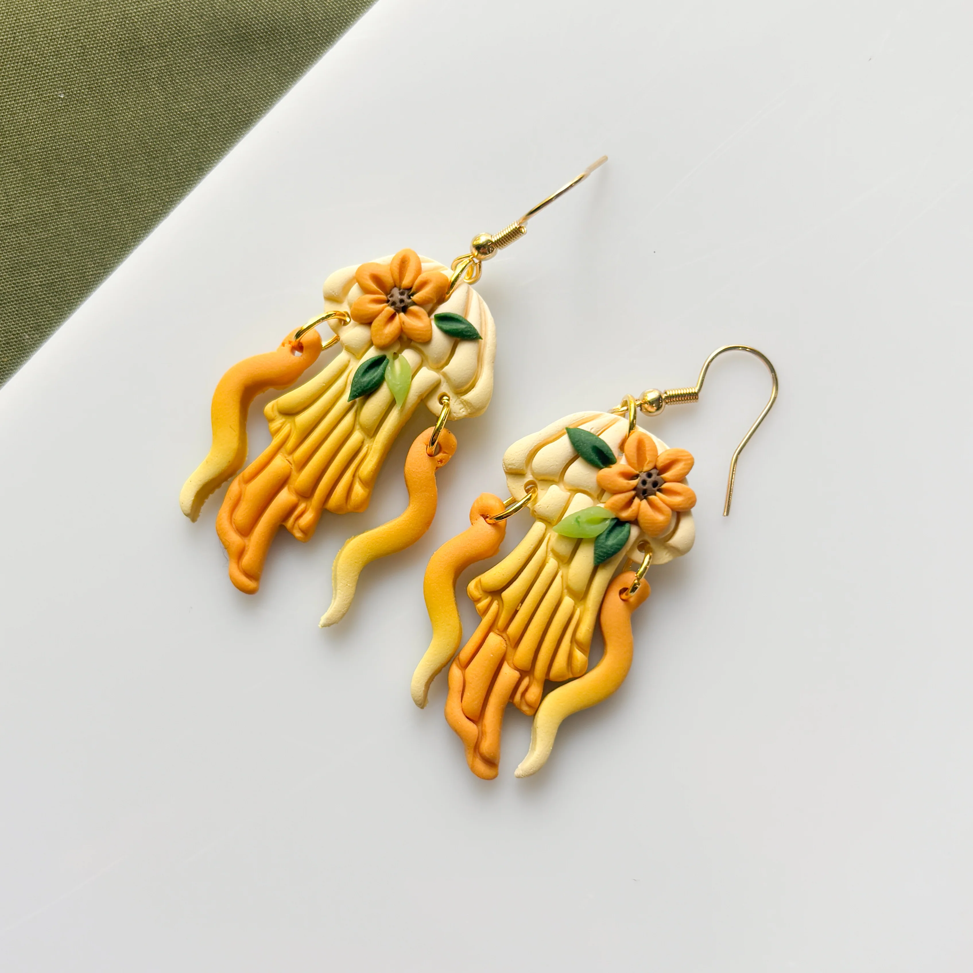 SUNSHINE SUNFLOWER JELLYFISH EARRINGS - Image 1