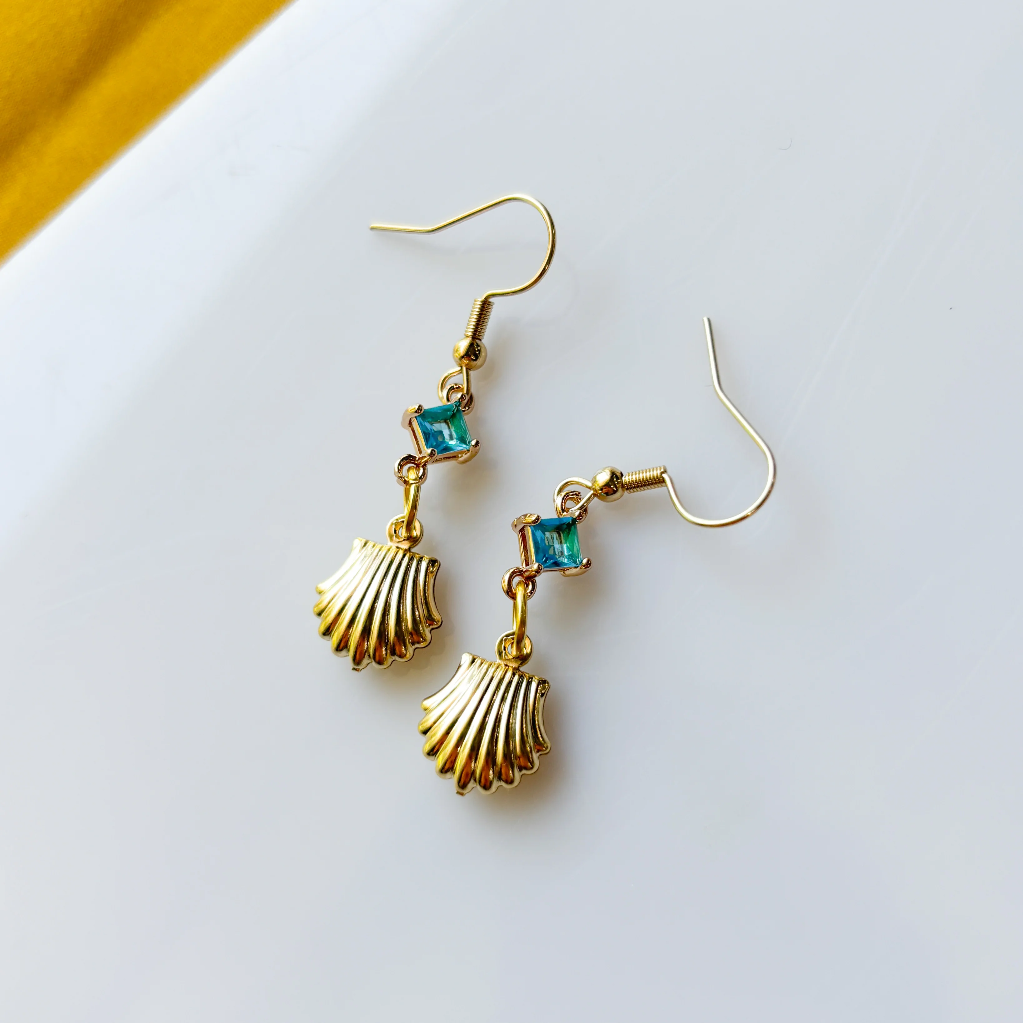 GOLD & BLUE SEASHELL CHARM EARRINGS - Image 2