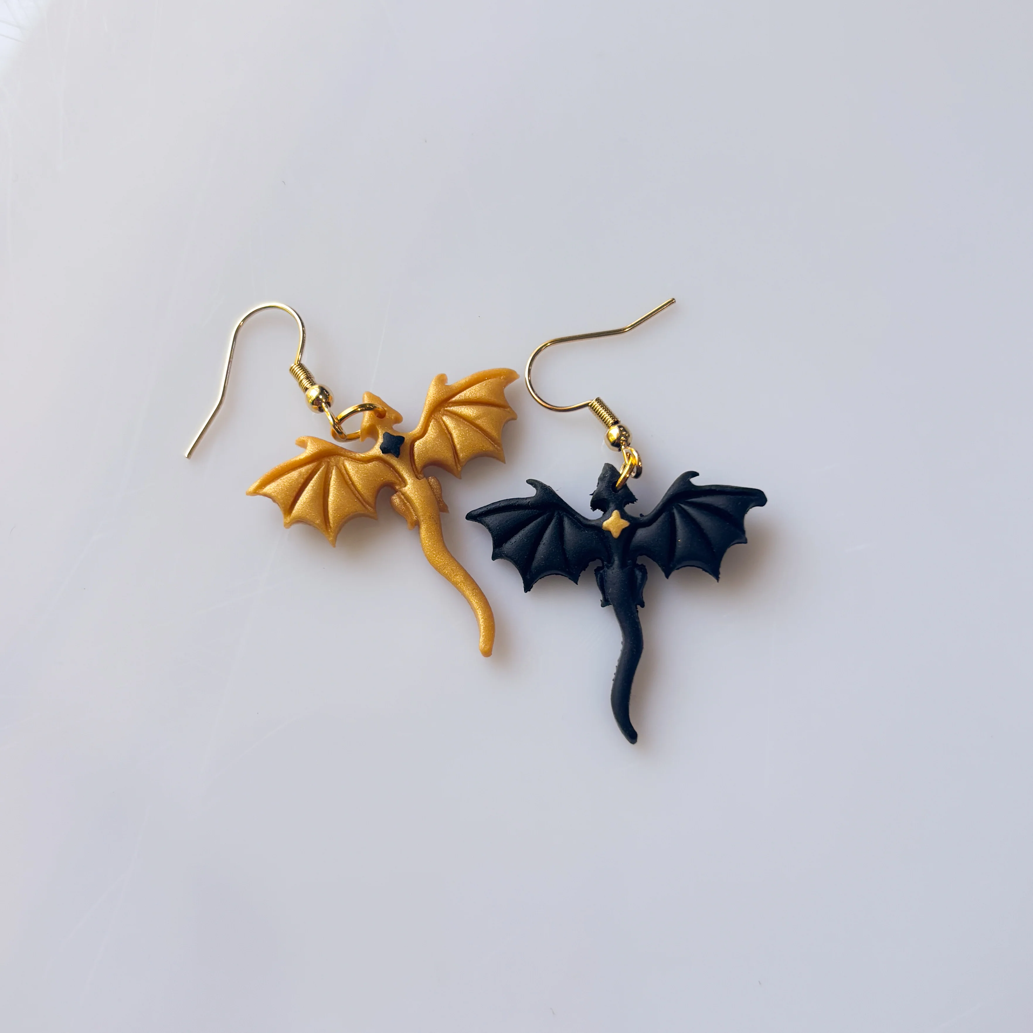 BLACK GOLD MISMATCH DRAGON EARRINGS (MINI)
