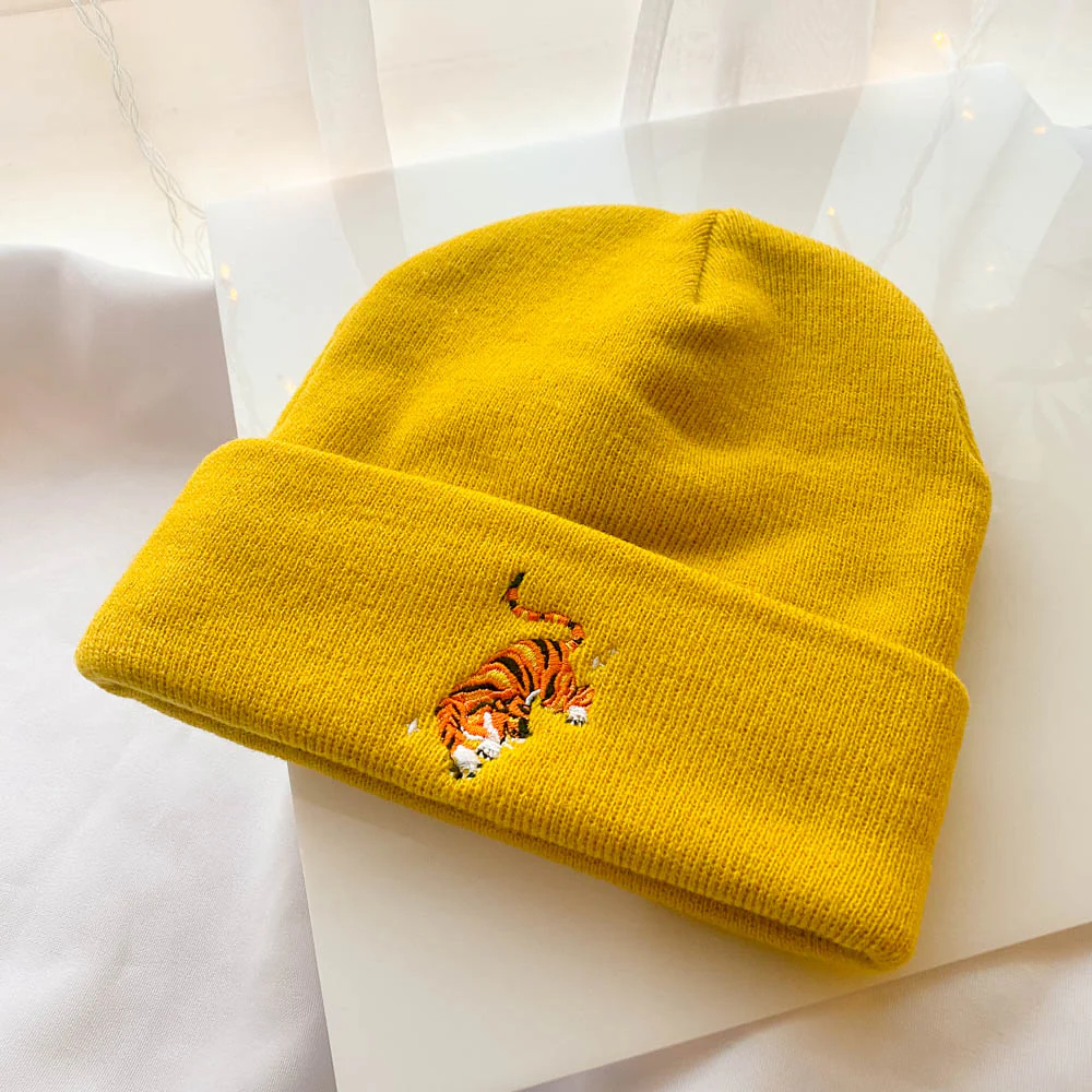 TIGER YELLOW BEANIE - Image 3