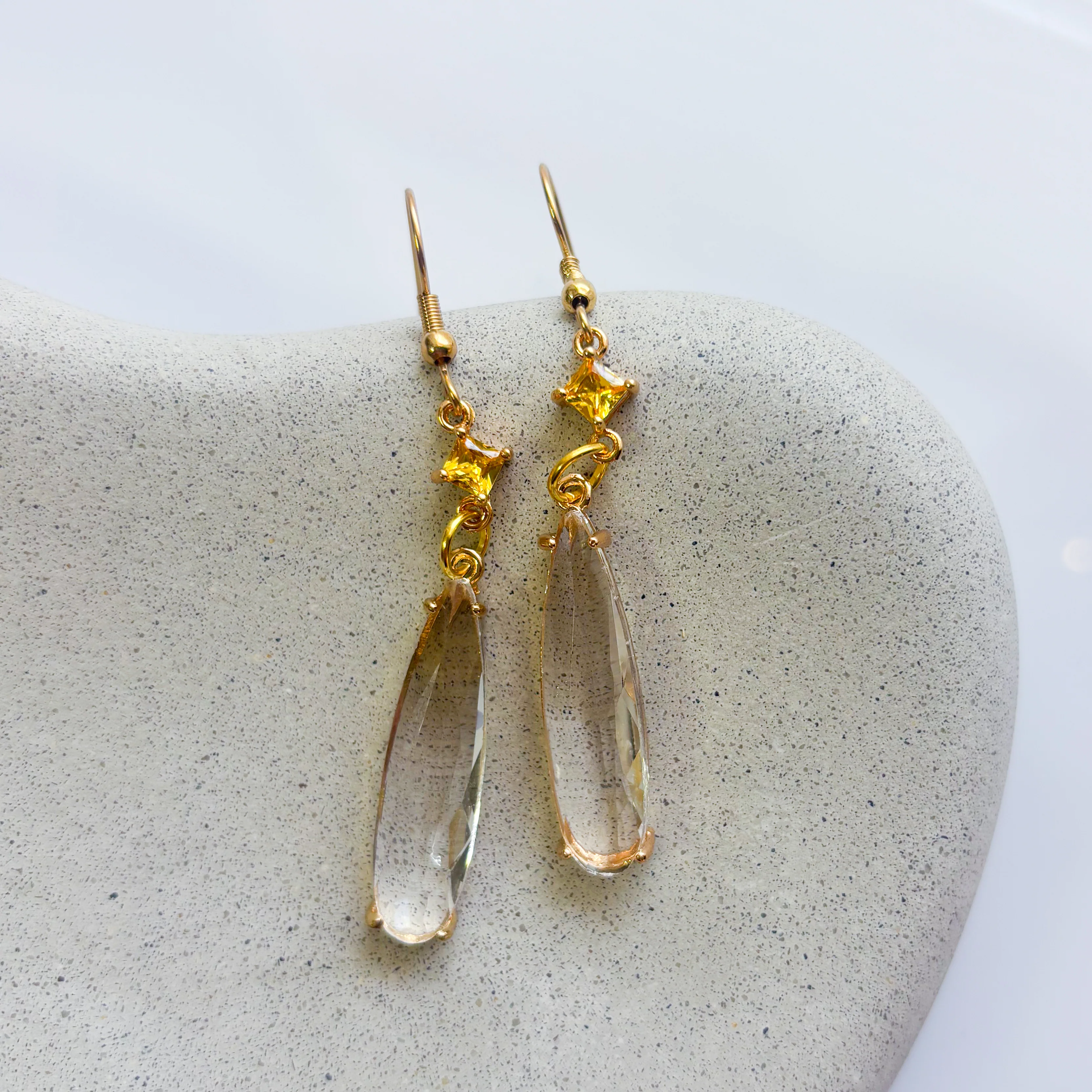SATSUKI EARRINGS - Image 2