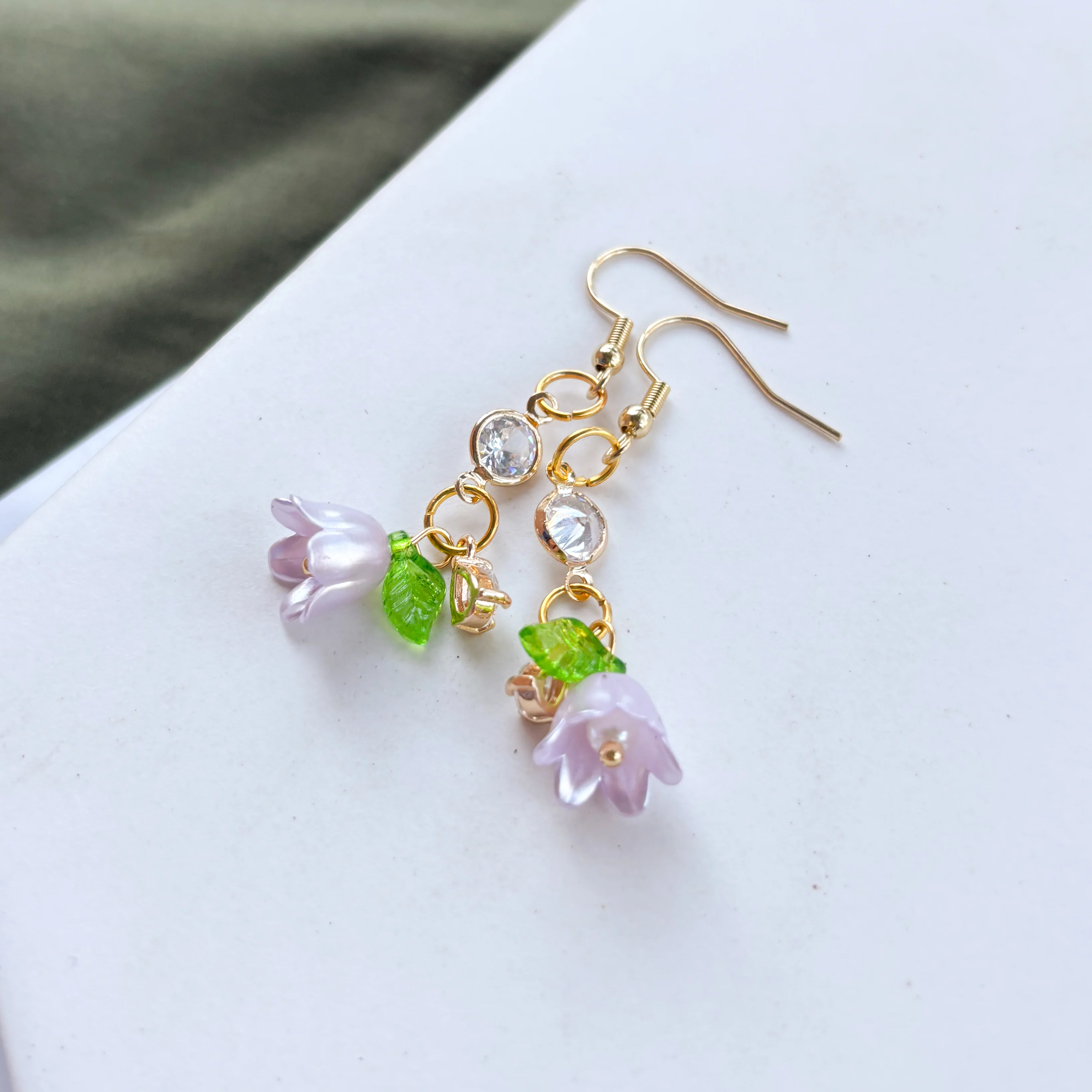 PURPLE FLOWER & GEM CHARM EARRINGS - Image 3