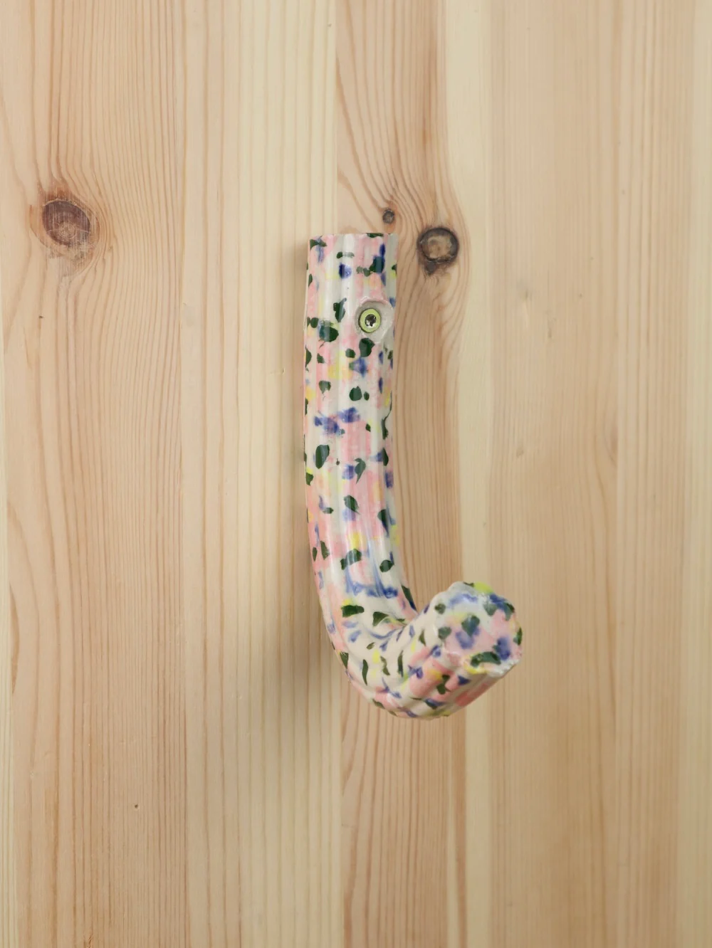 “multi tutti frutti” Extruded hanger