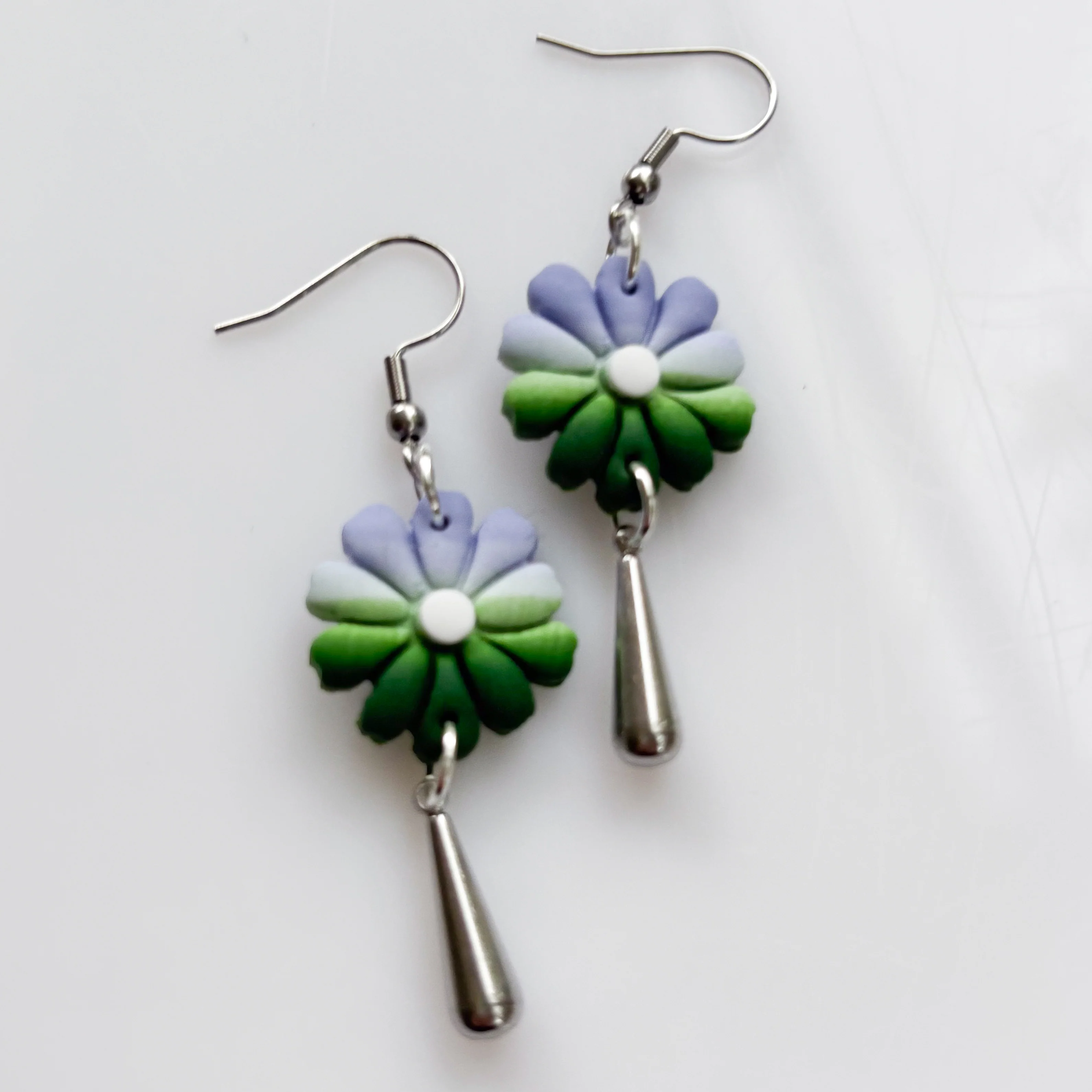 GENDERQUEER PRIDE EARRINGS (FLOWERS) - Image 3