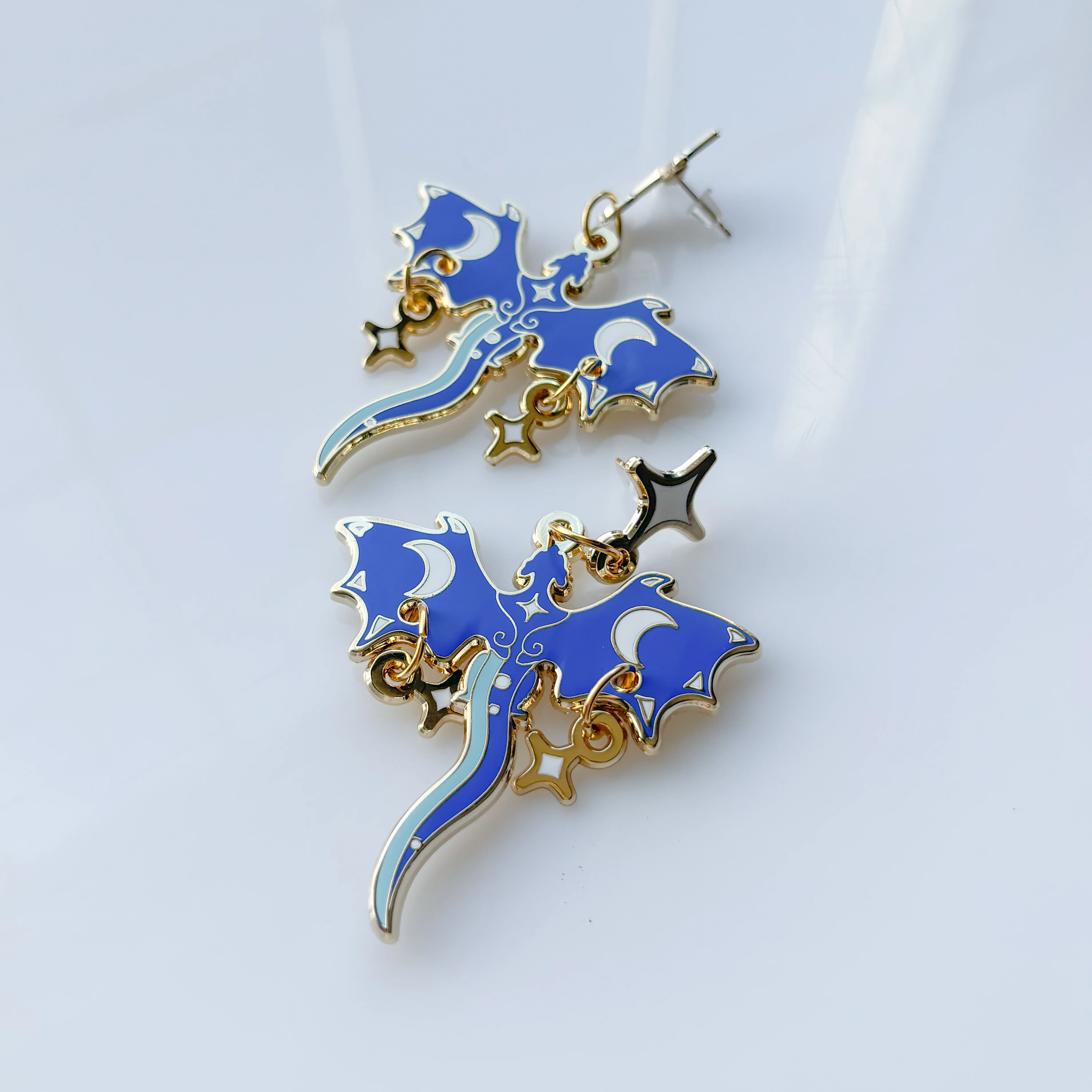 BLUE MOON DRAGON METAL EARRINGS - Image 3