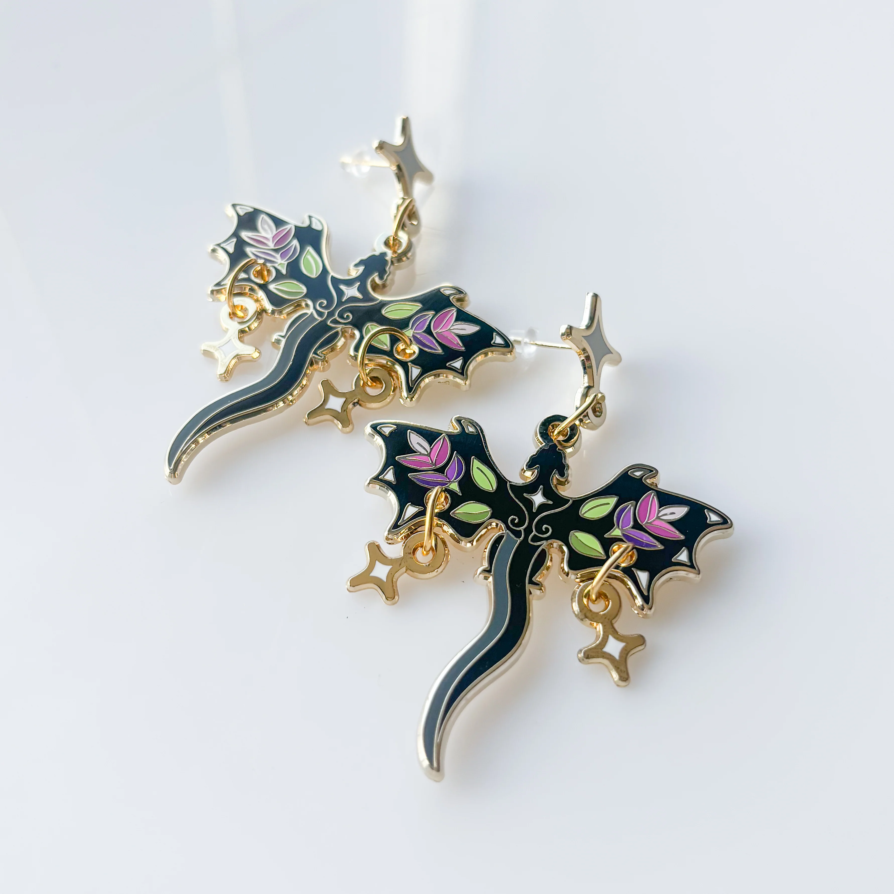 LAVENDER DRAGON METAL EARRINGS - Image 3