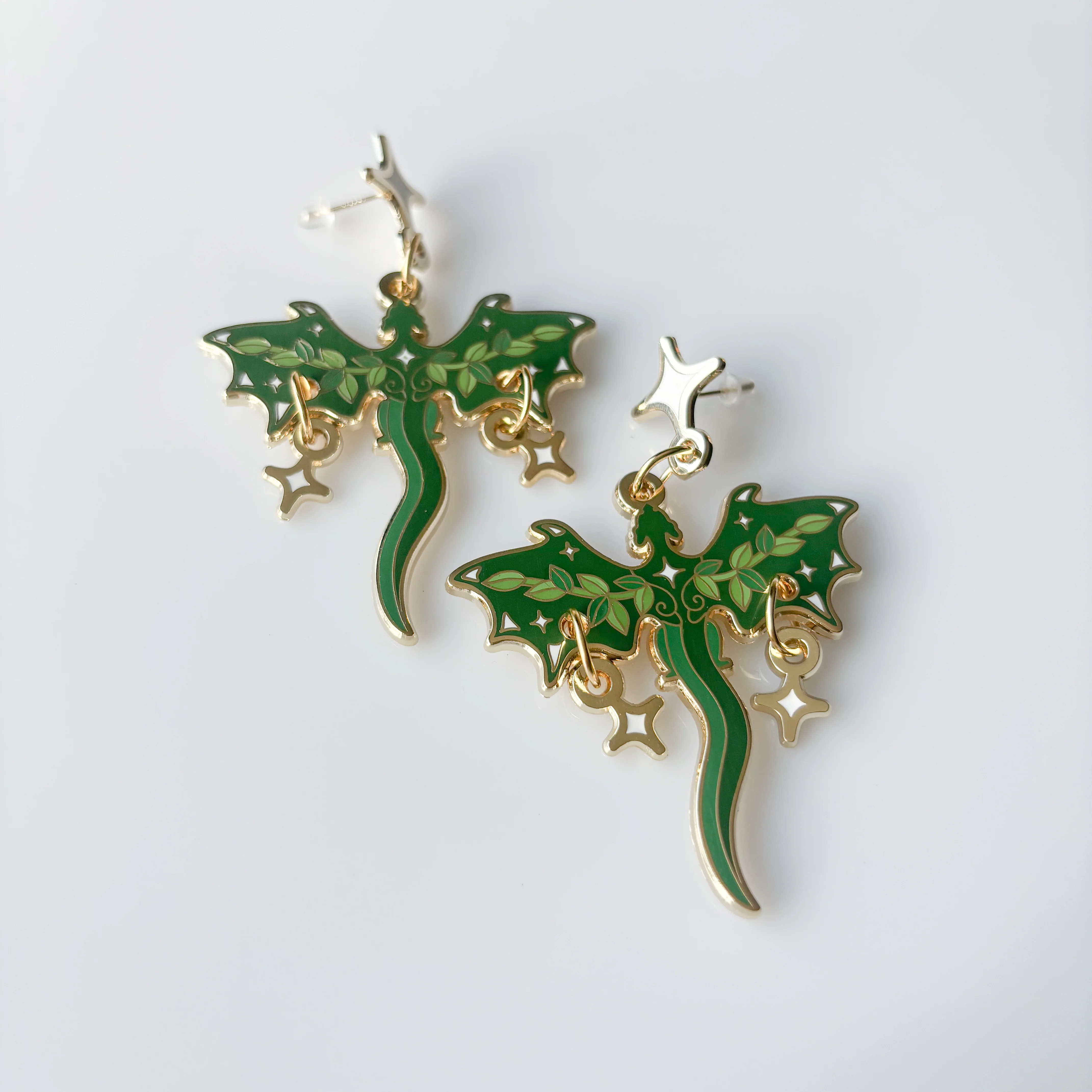 GREEN VINE DRAGON METAL EARRINGS - Image 3
