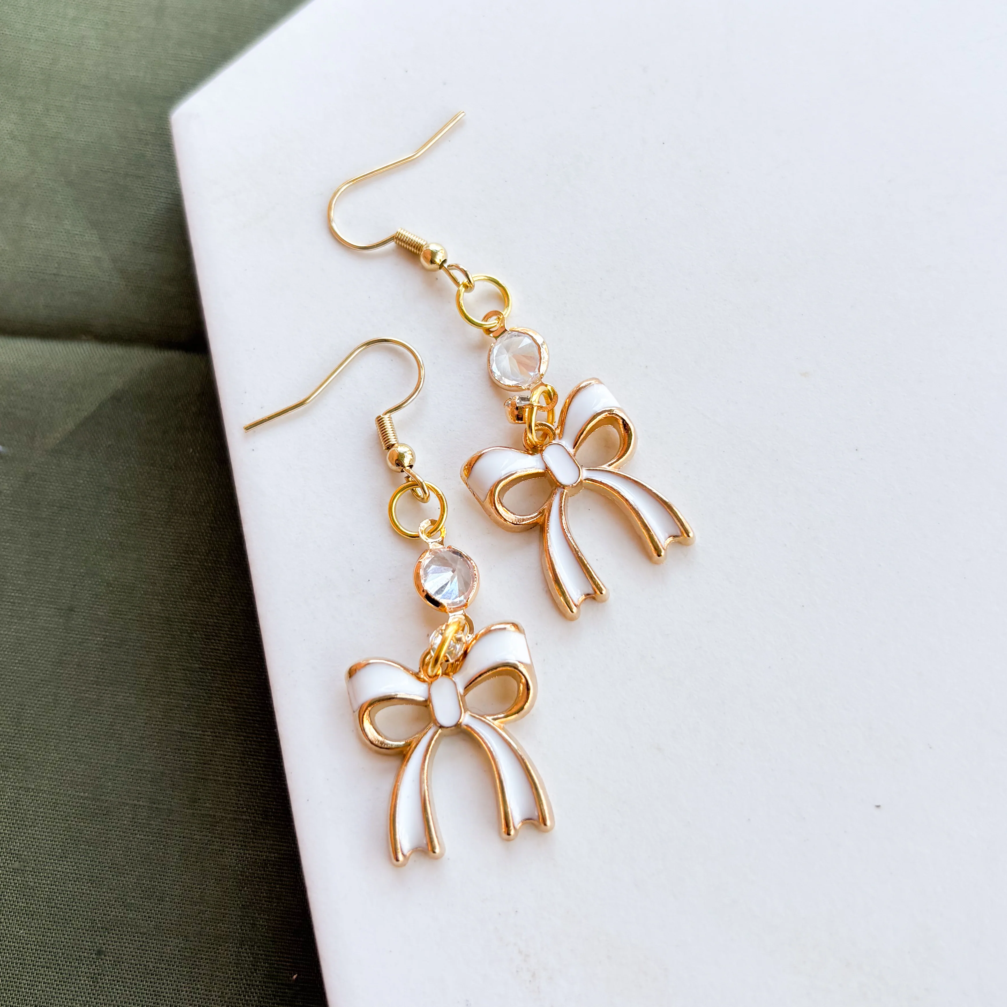 BOW CHARM EARRINGS